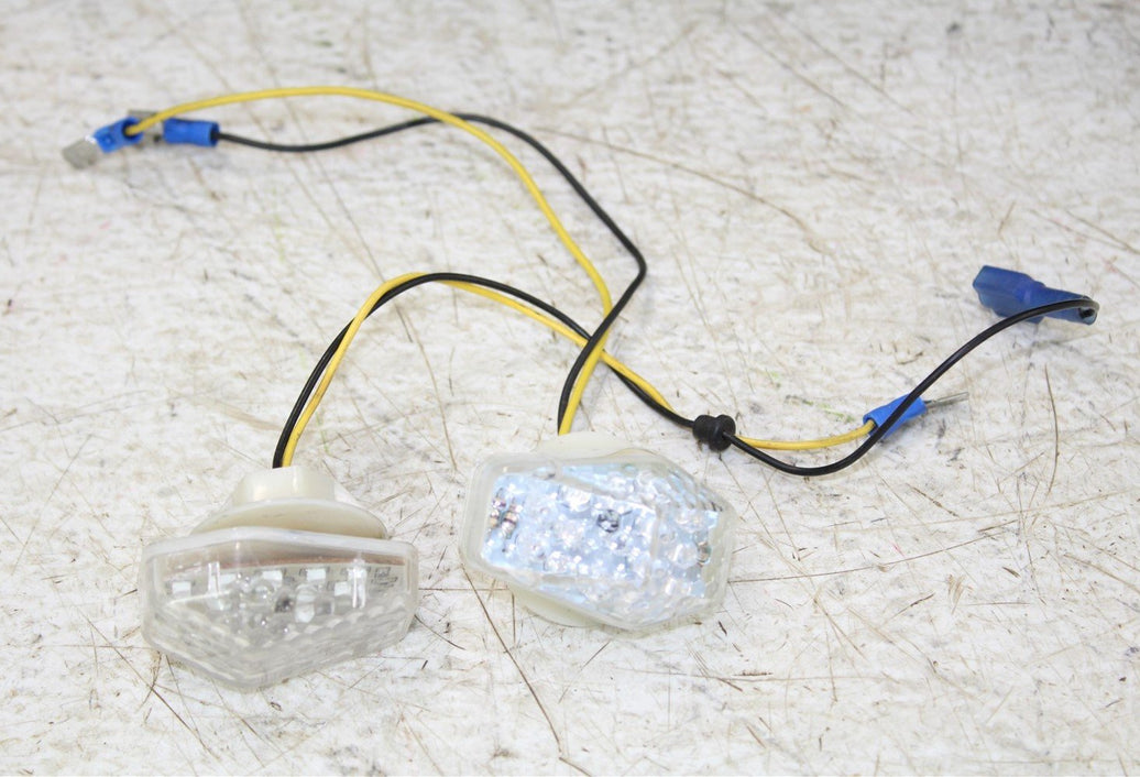 2002 Suzuki GSXR 750 Front Turn Signals Directional Blinkers Light Indicators