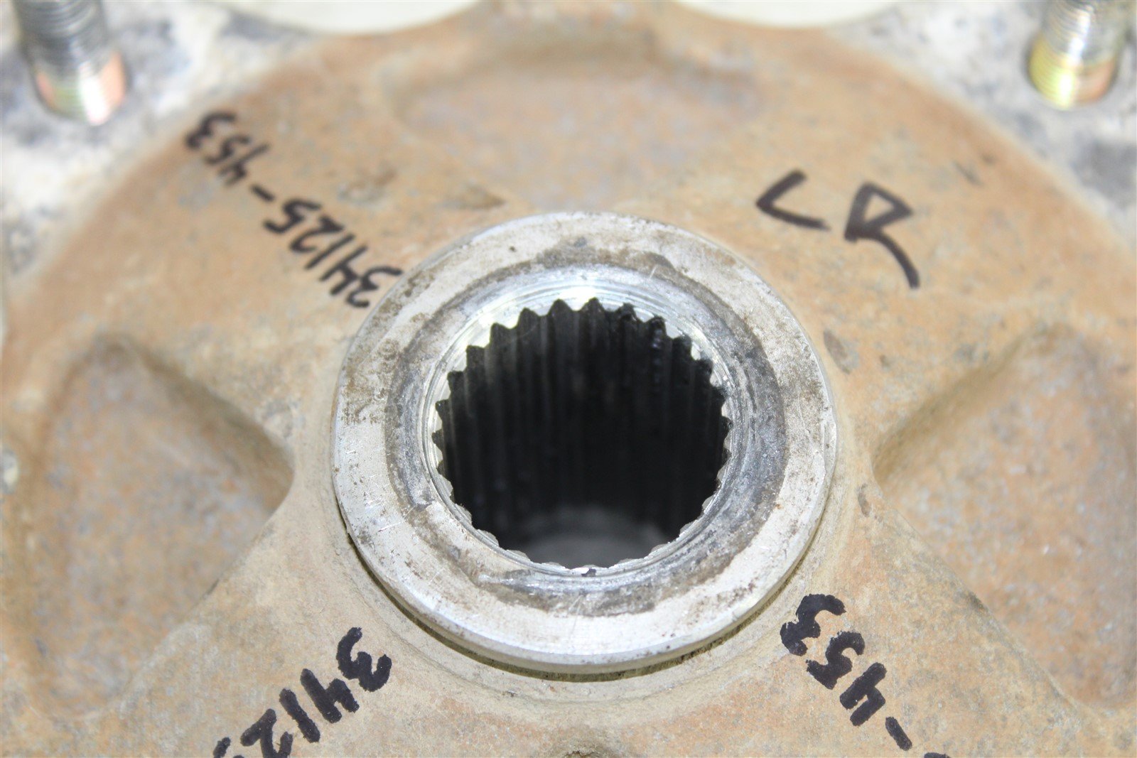 2018 Polaris Sportsman 570 4x4 Rear Hubs Wheel Mounts