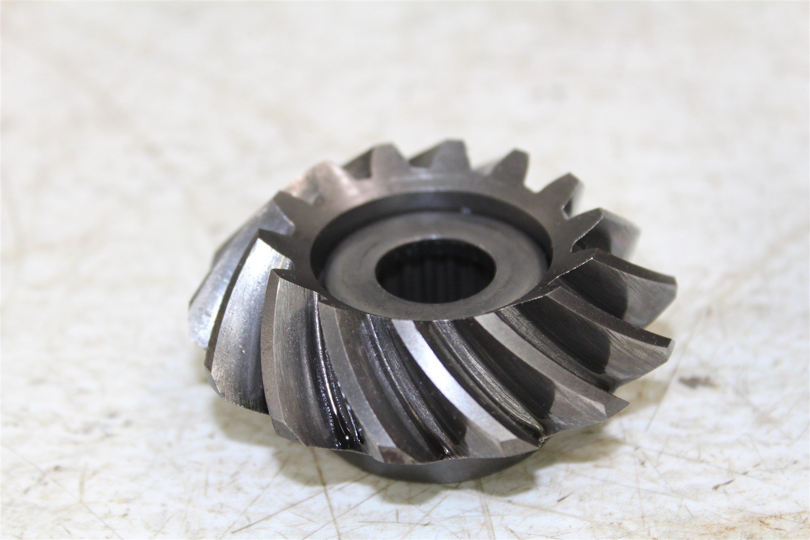 2001 Kawasaki Prairie 300 4x4 Output Drive Shaft Bevel Gear Transfer Case