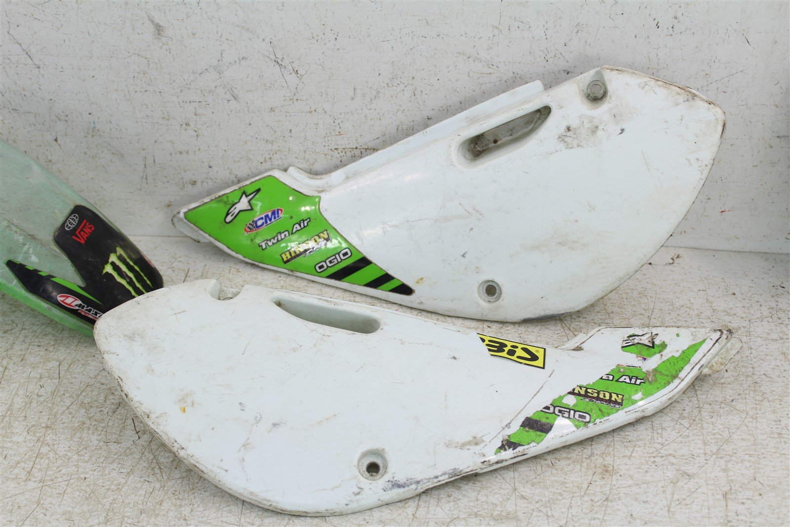 2004 Kawasaki KX 65 Plastic Set Front Fender Rear Number Plates Tank Shrouds