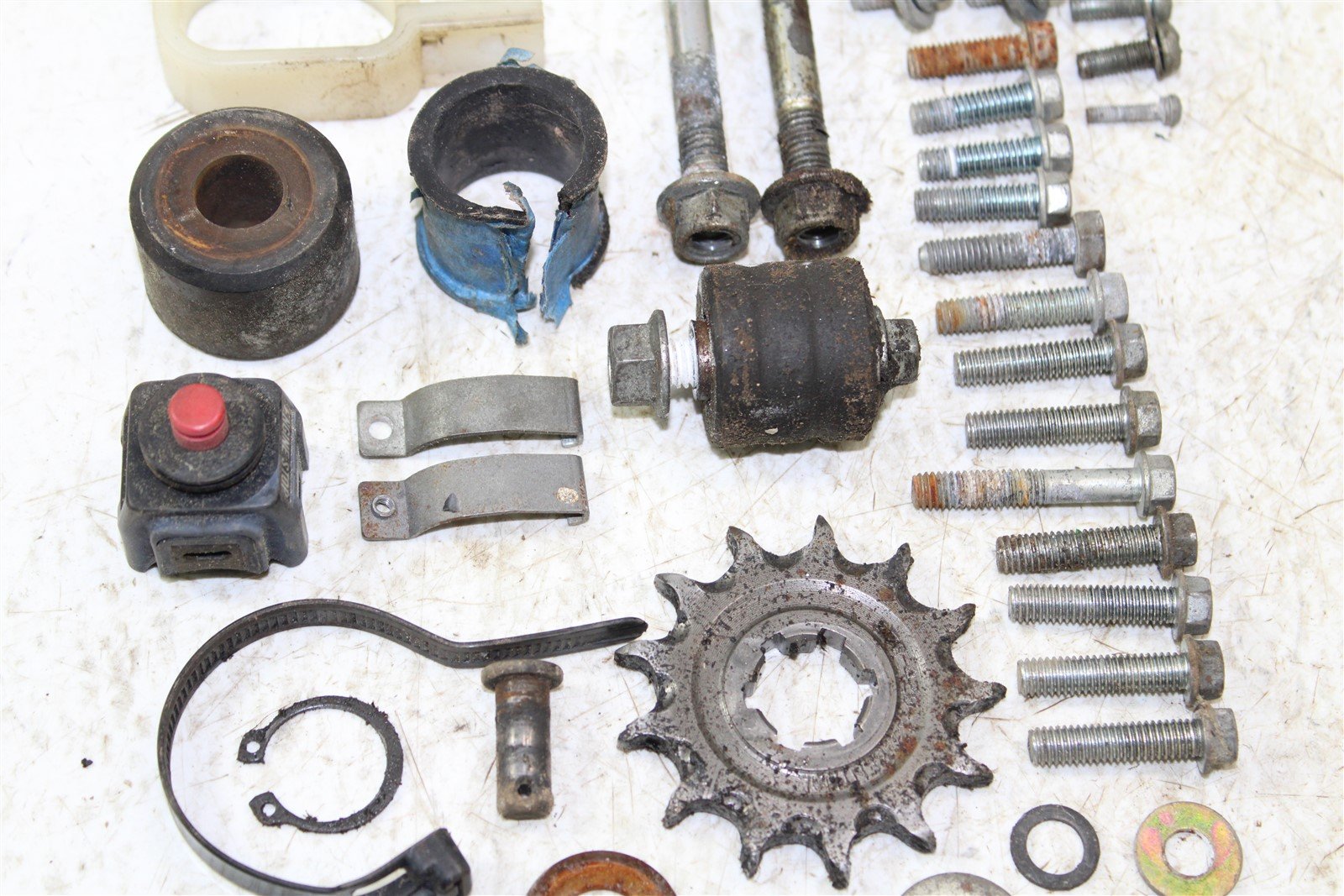 2004 Kawasaki KX 65 Chassis Bolt Kit Hardware Bracket Guide Roller Sprocket