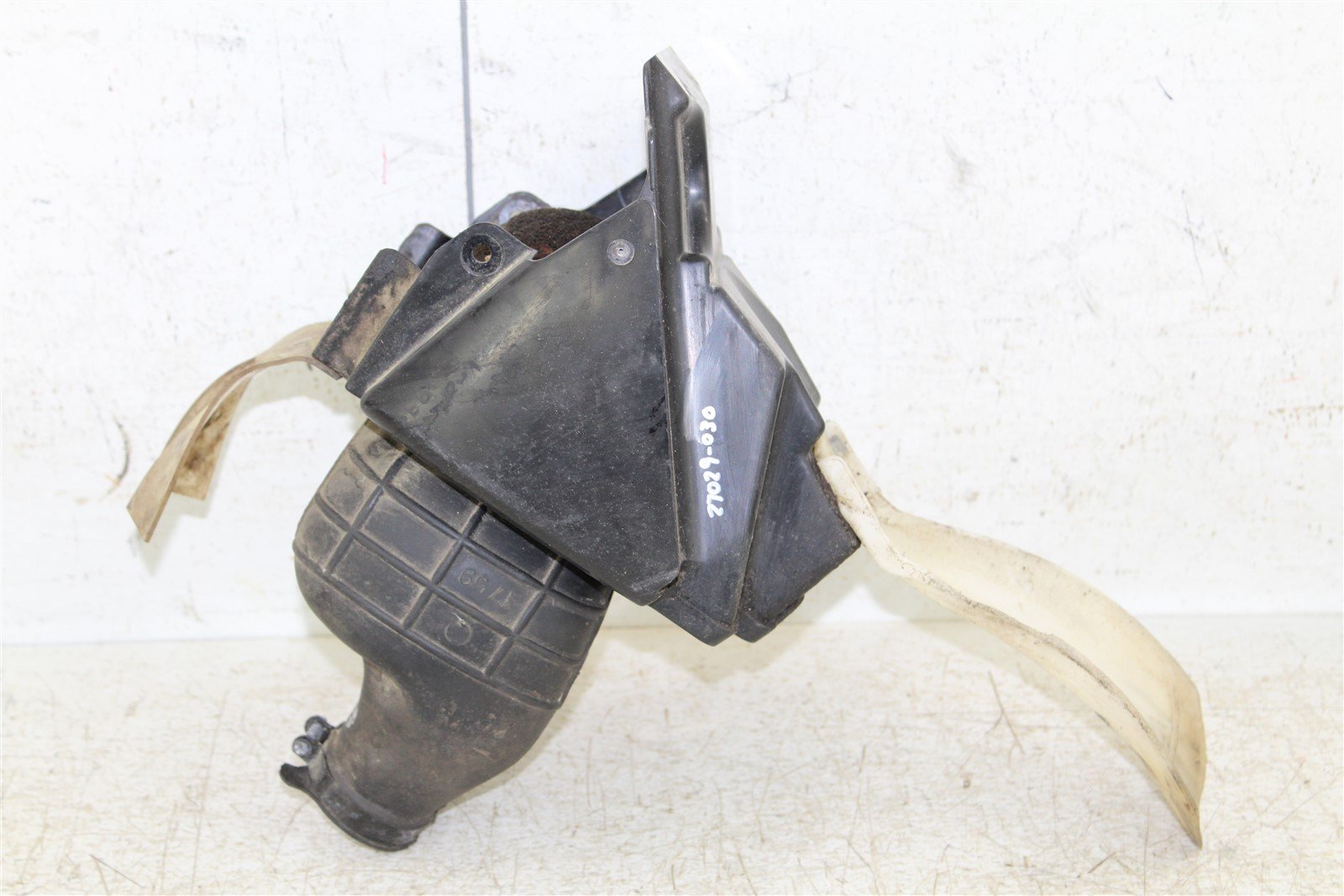 2004 Kawasaki KX 65 Air Box Intake Housing Boot Filter Cage