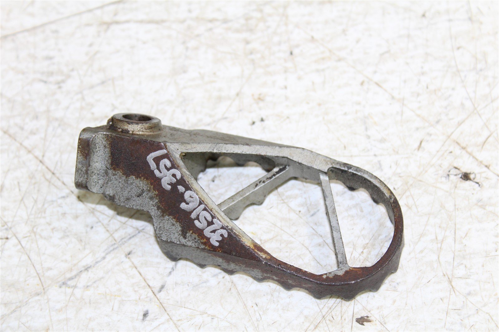 2005 KTM 525 EXC Foot Pegs Set Hardware Springs Rests