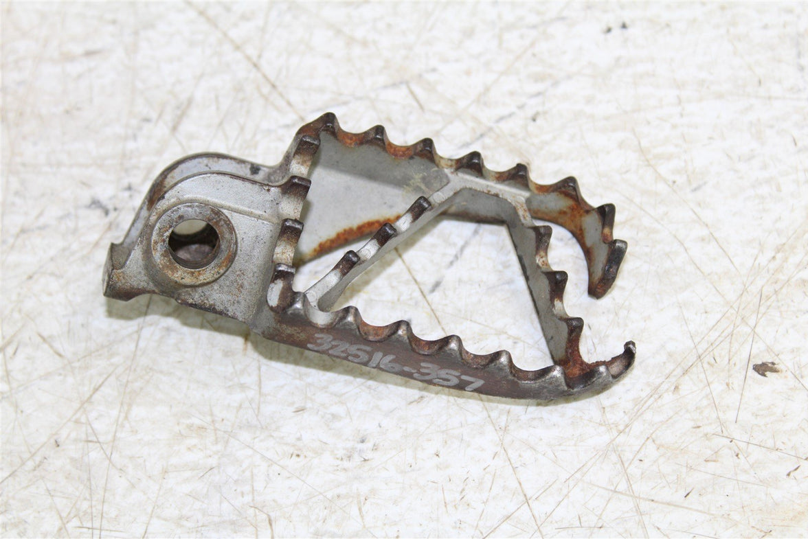 2005 KTM 525 EXC Foot Pegs Set Hardware Springs Rests