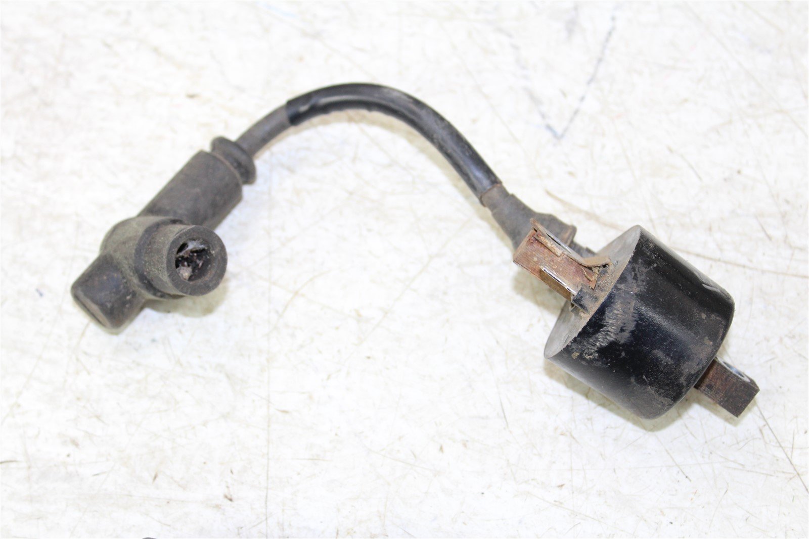 2002 Honda CR 250R Ignition Coil Wire Spark Plug Boot