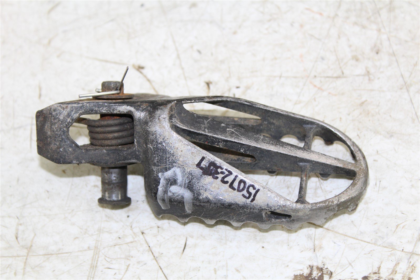 2002 Honda CR 250R Right Foot Peg Rest