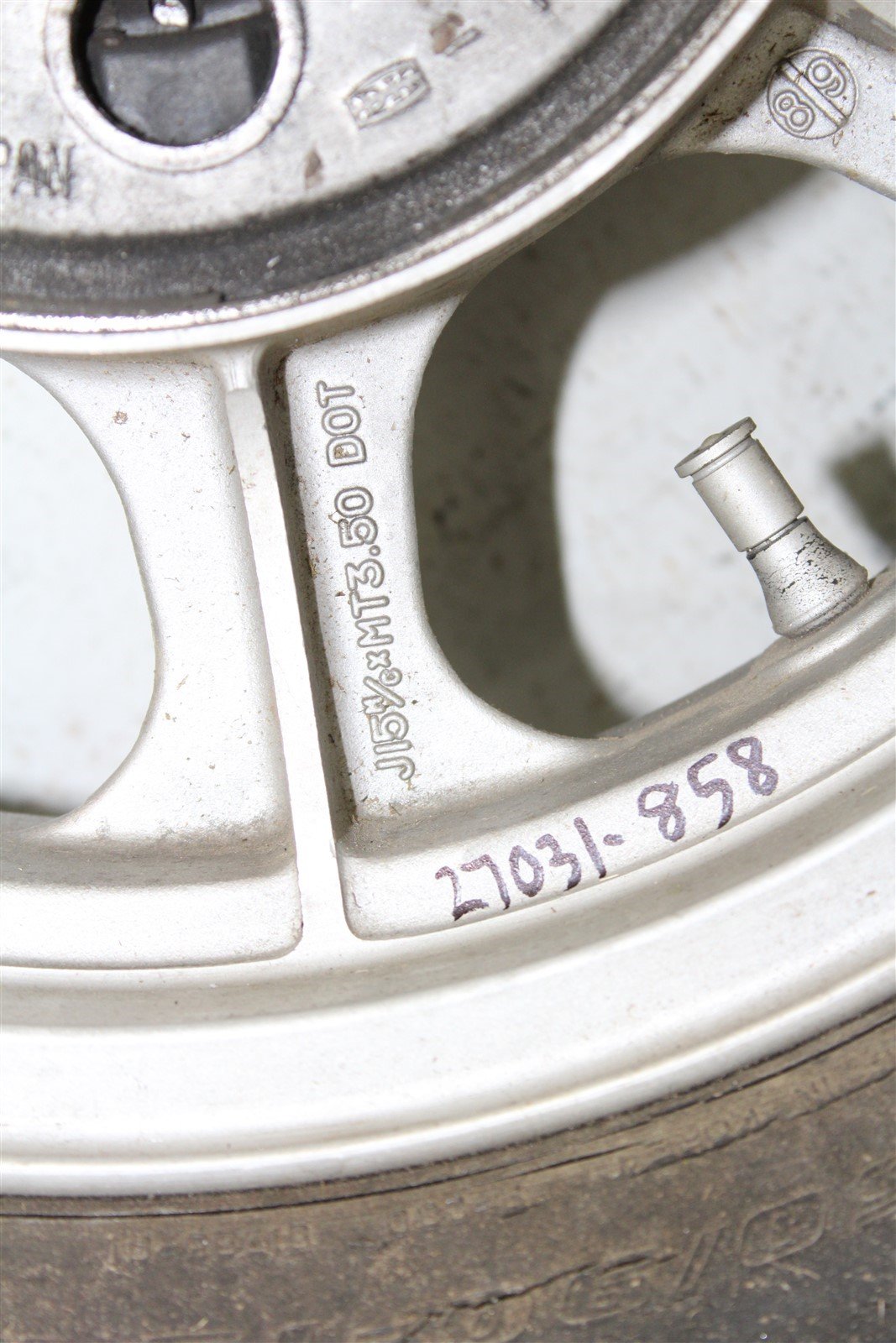 1990 Kawasaki Vulcan 750 Rear Wheel Rim