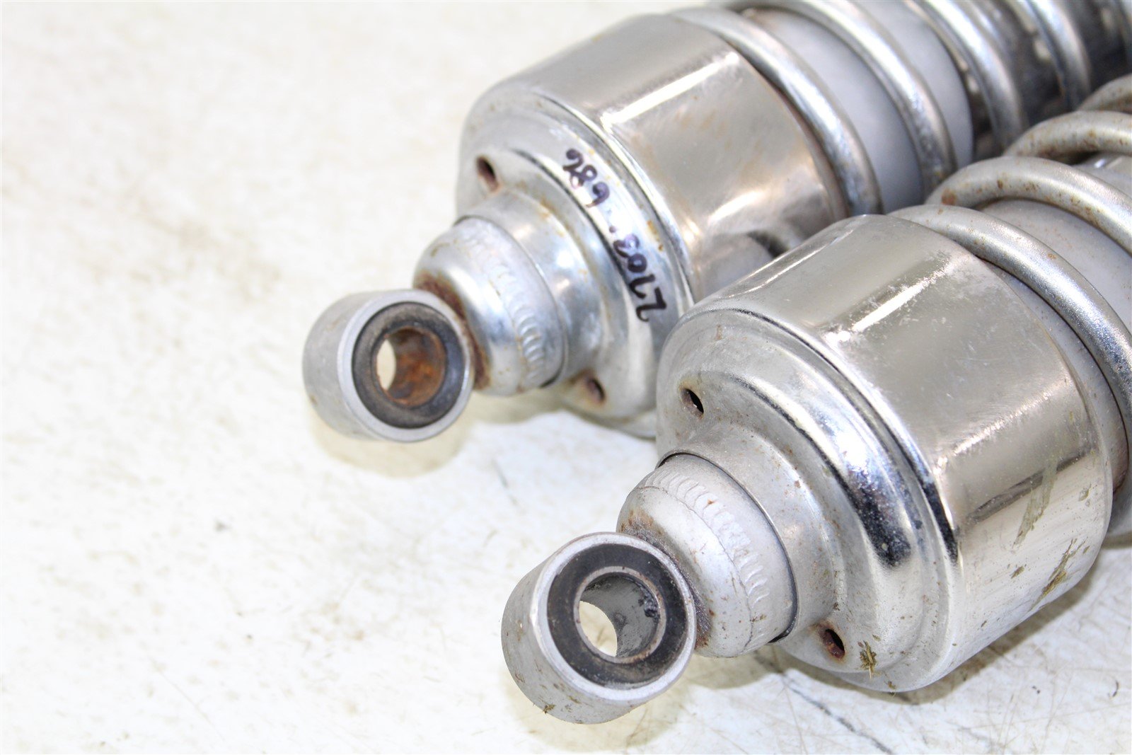 1990 Kawasaki Vulcan 750 Rear Shocks Absorber Left Right