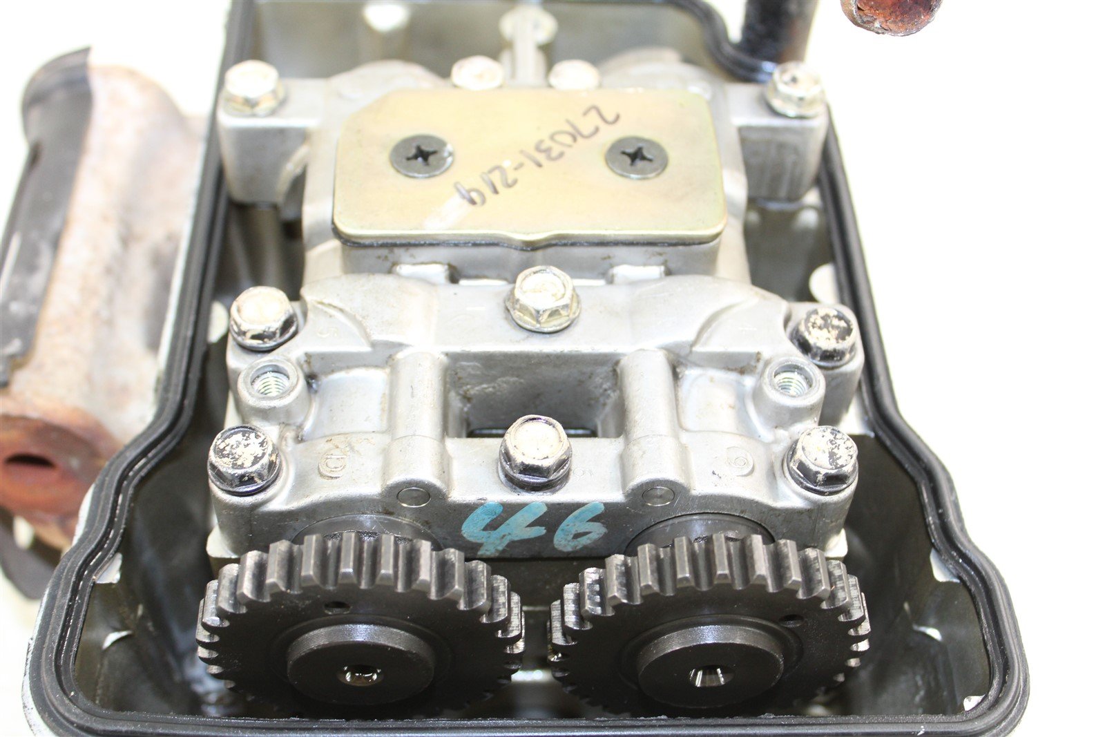 1990 Kawasaki Vulcan 750 Rear Cylinder Head w/ Camshafts Cams Valve Cover