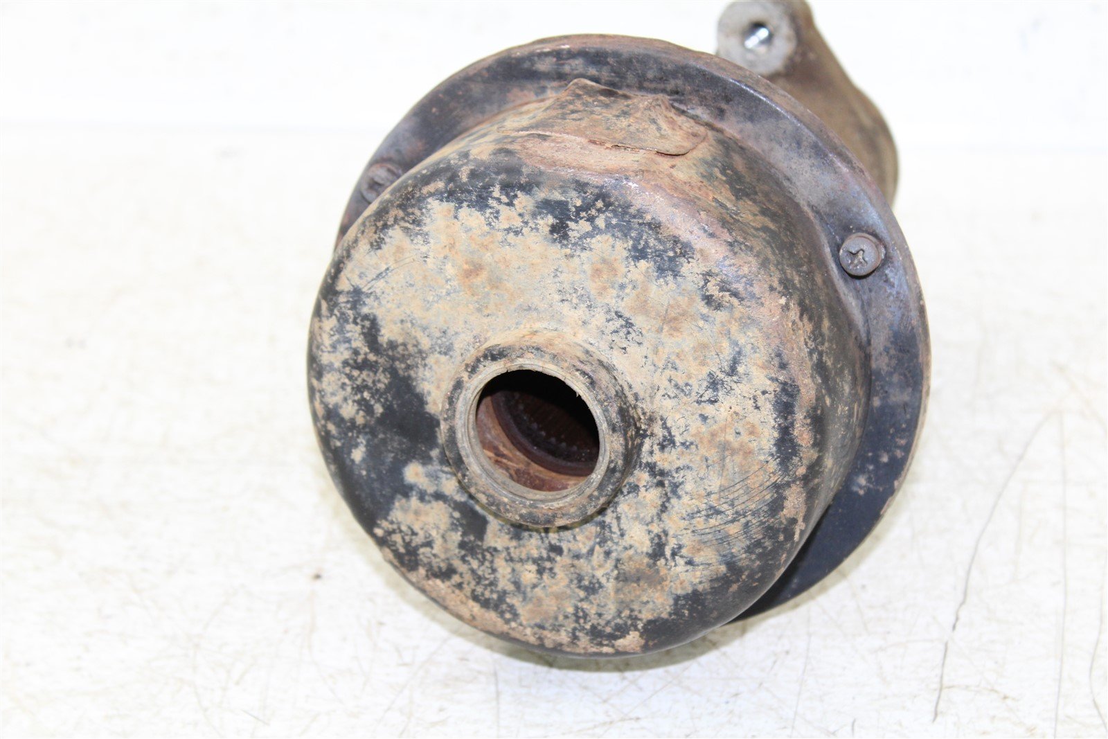 1989 Yamaha Breeze 125 Rear Axle Carrier Brake Drum Hub Assembly