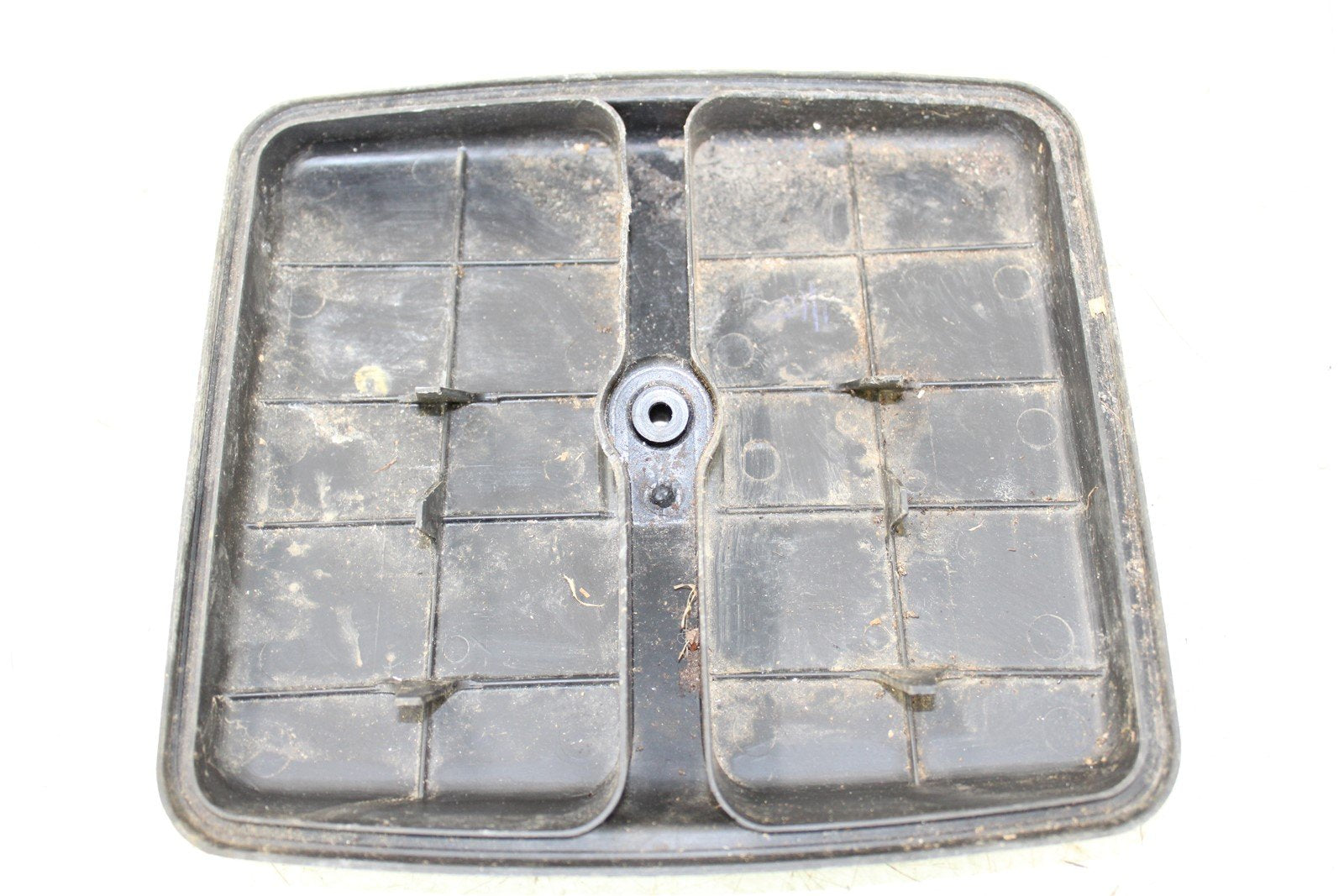 2001 Yamaha Breeze 125 Air Intake Housing Lid Cover Plastic