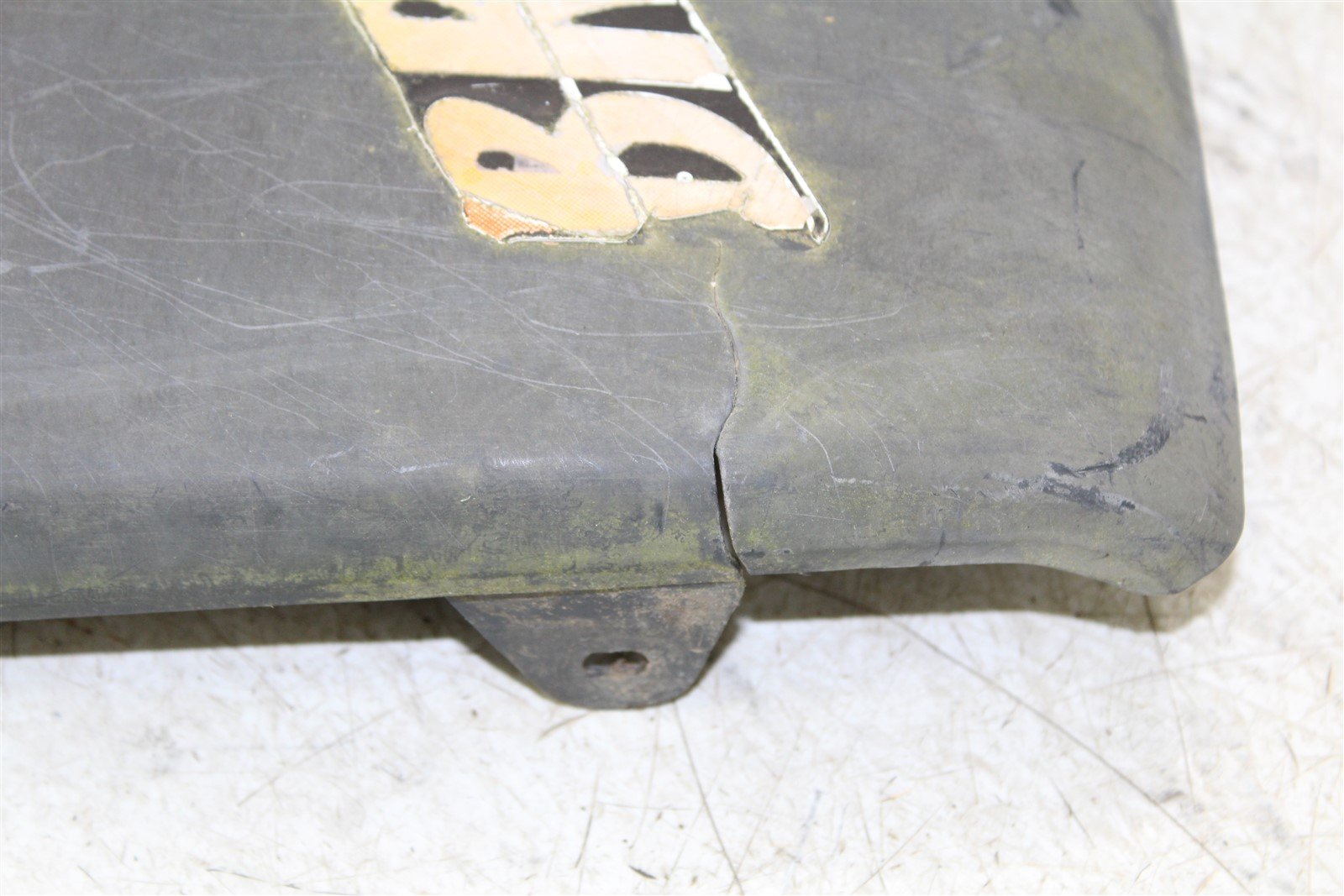 2001 Yamaha Breeze 125 Front Hood Plastic Fender
