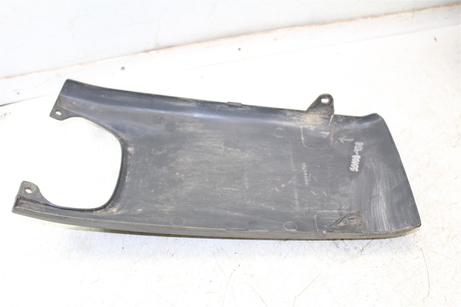 2001 Yamaha Breeze 125 Front Hood Plastic Fender