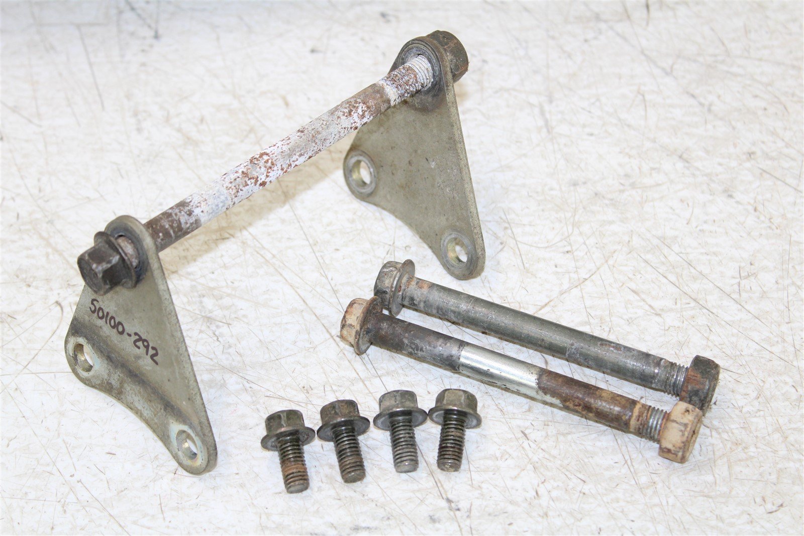 2001 Yamaha Breeze 125 Engine Mounts Motor Brackets