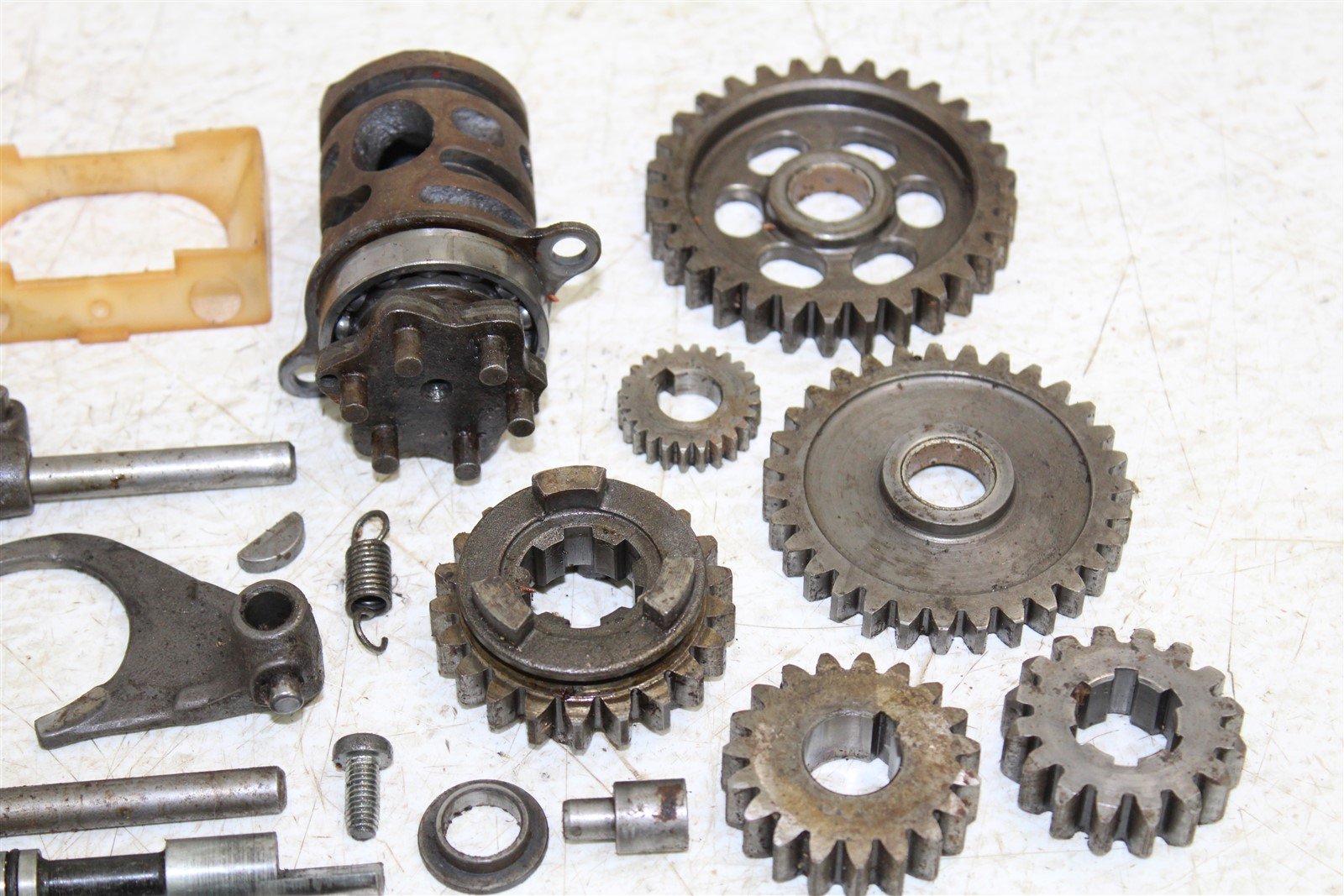 1984 Kawasaki KX 125 Transmission Gears Shift Shaft Forks Drum