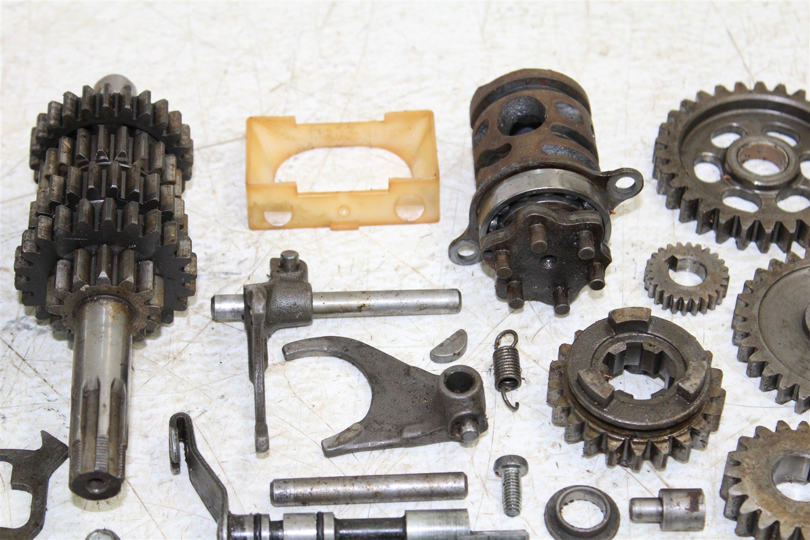 1984 Kawasaki KX 125 Transmission Gears Shift Shaft Forks Drum