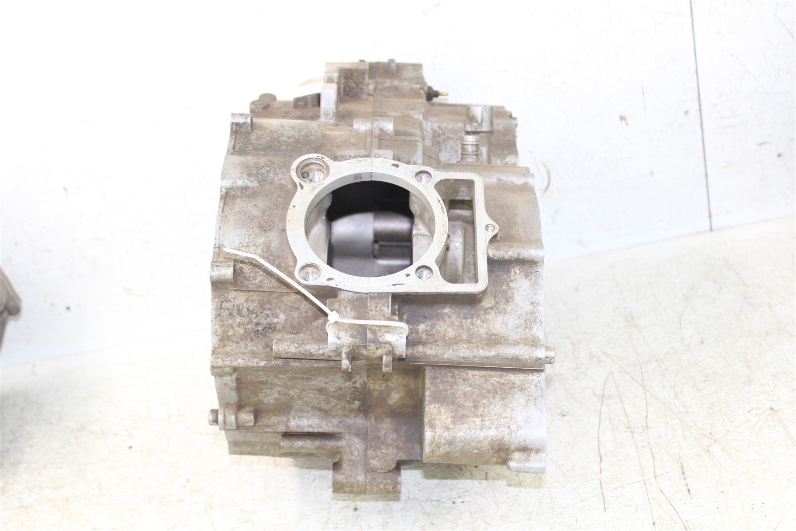 1997 Yamaha Big Bear 350 2x4 Engine Cases Crankcase Left Right