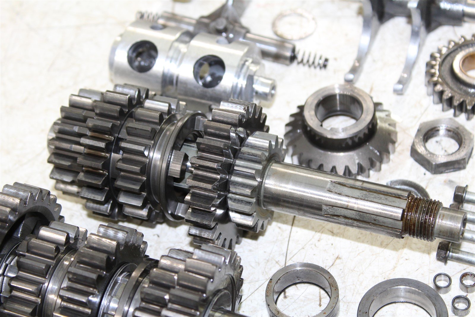 2001 KTM 300 EXC Transmission Gears Shift Shaft Forks Drum