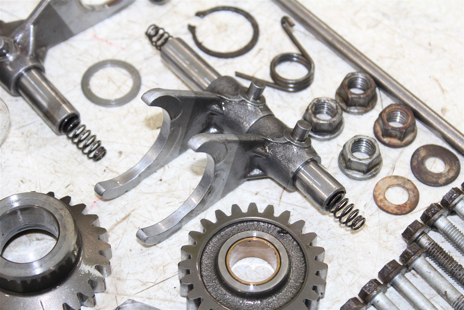 2001 KTM 300 EXC Transmission Gears Shift Shaft Forks Drum