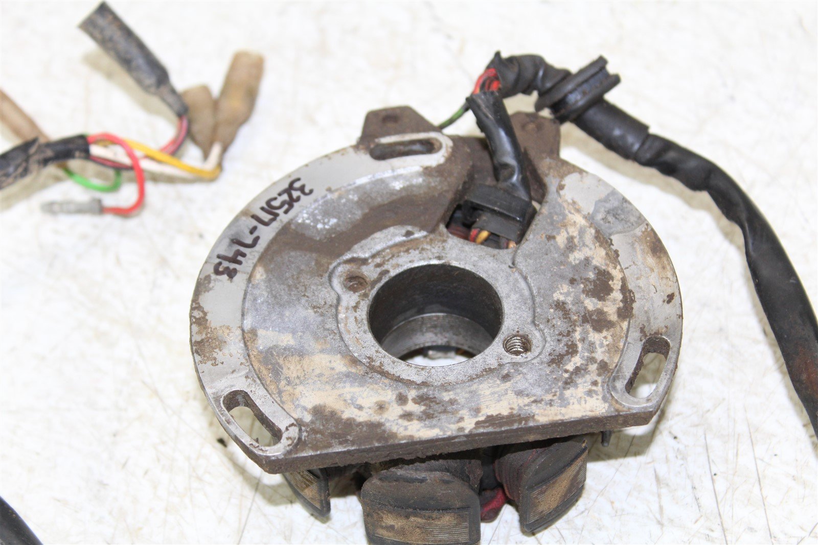 2001 KTM 300 EXC Stator Magneto Generator Coil