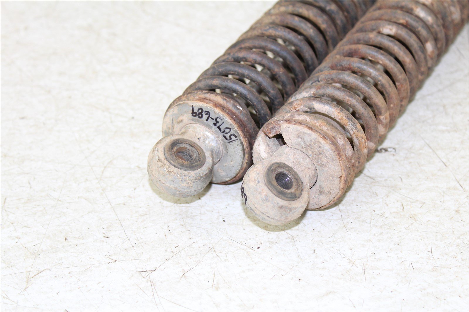 1979 Honda XR 185 Rear Shocks Spring Absorber Left Right