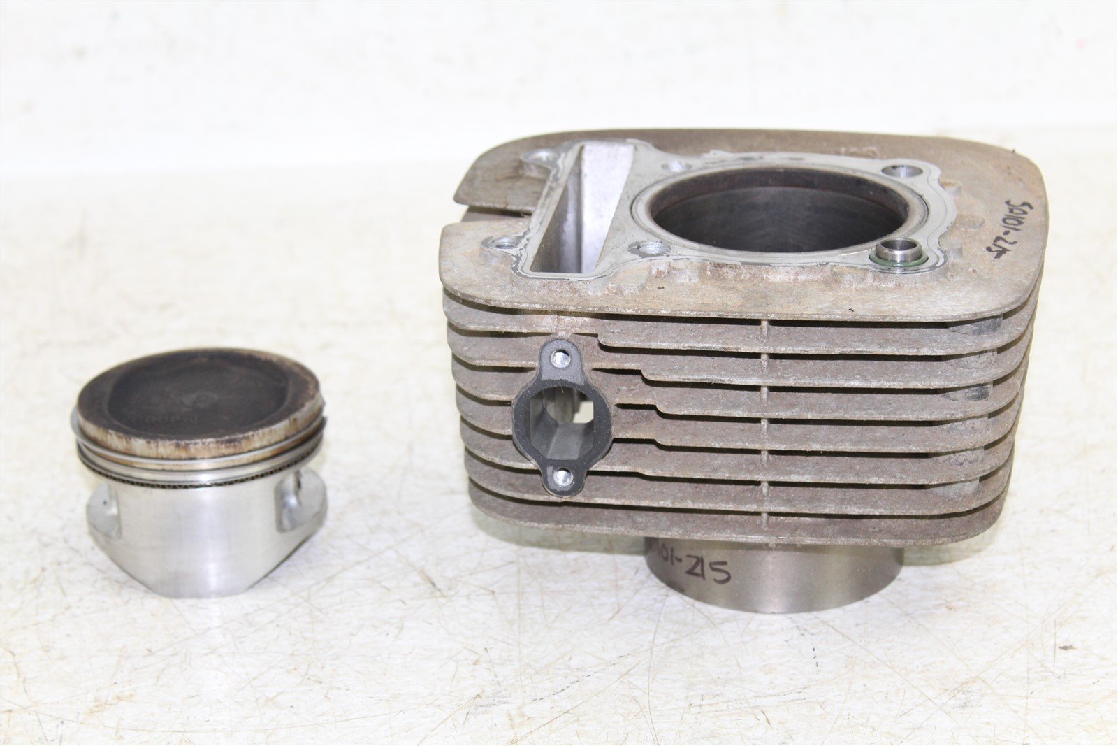 2006 Yamaha Big Bear 400 4x4 Engine Cylinder Jug w/ Piston