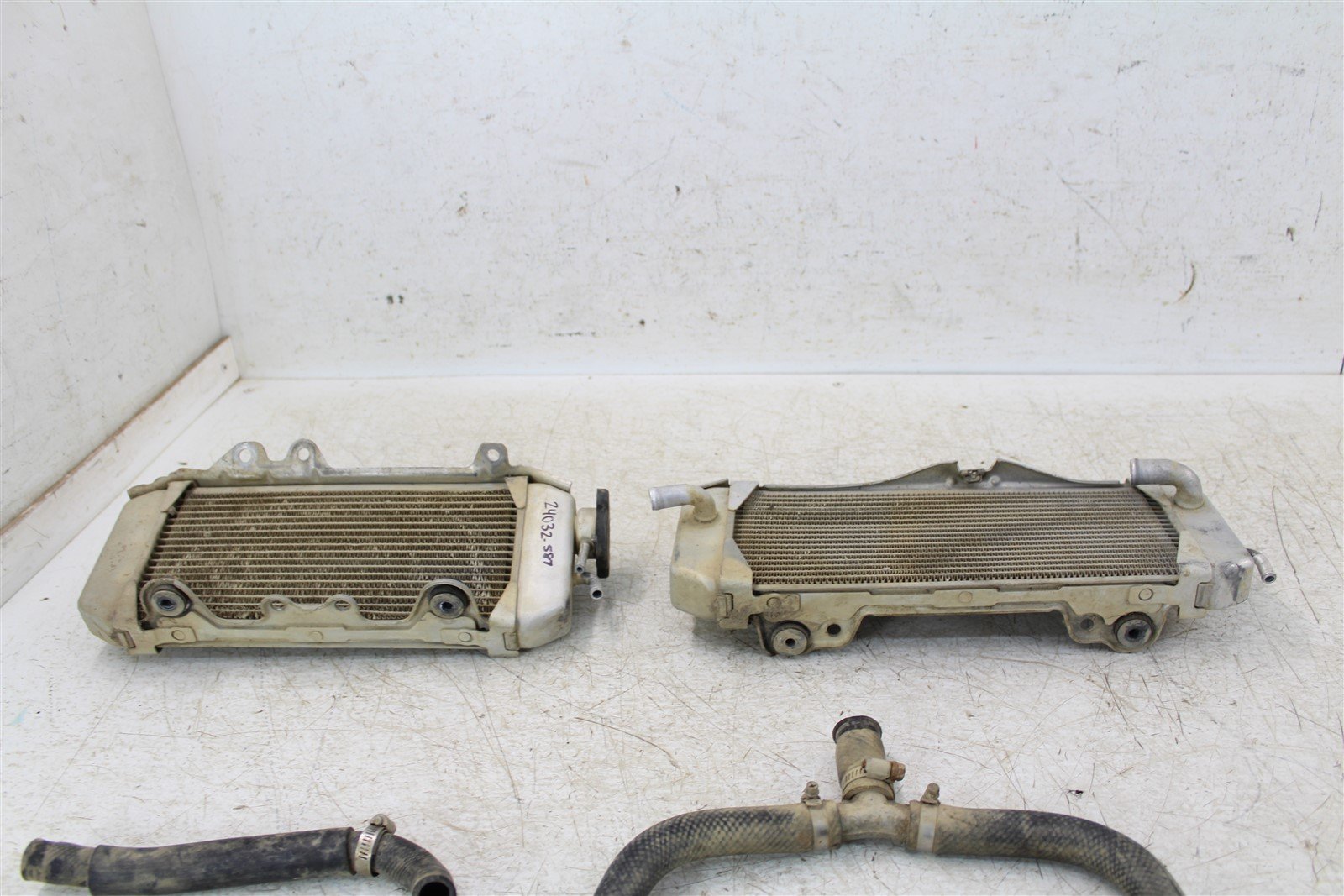2009 Kawasaki KX 250F Radiator w/ Hoses Left & Right