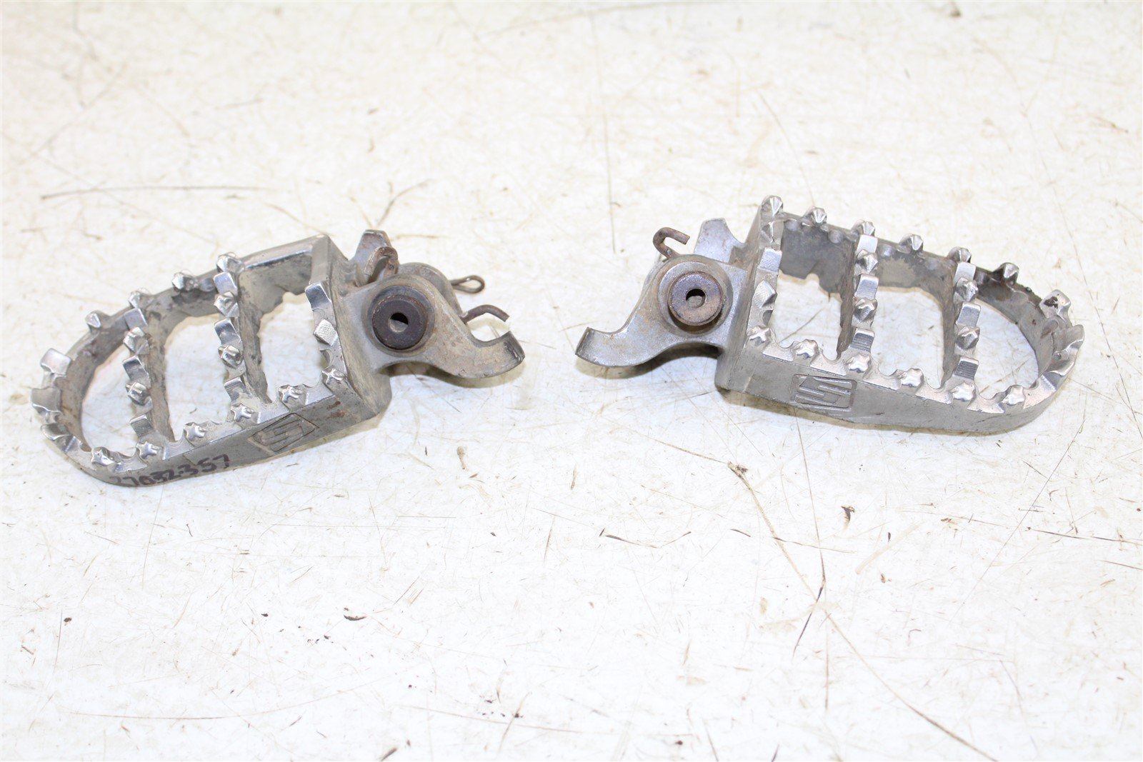 2009 Kawasaki KX 250F Sunline Foot Pegs Rests Set Left Right