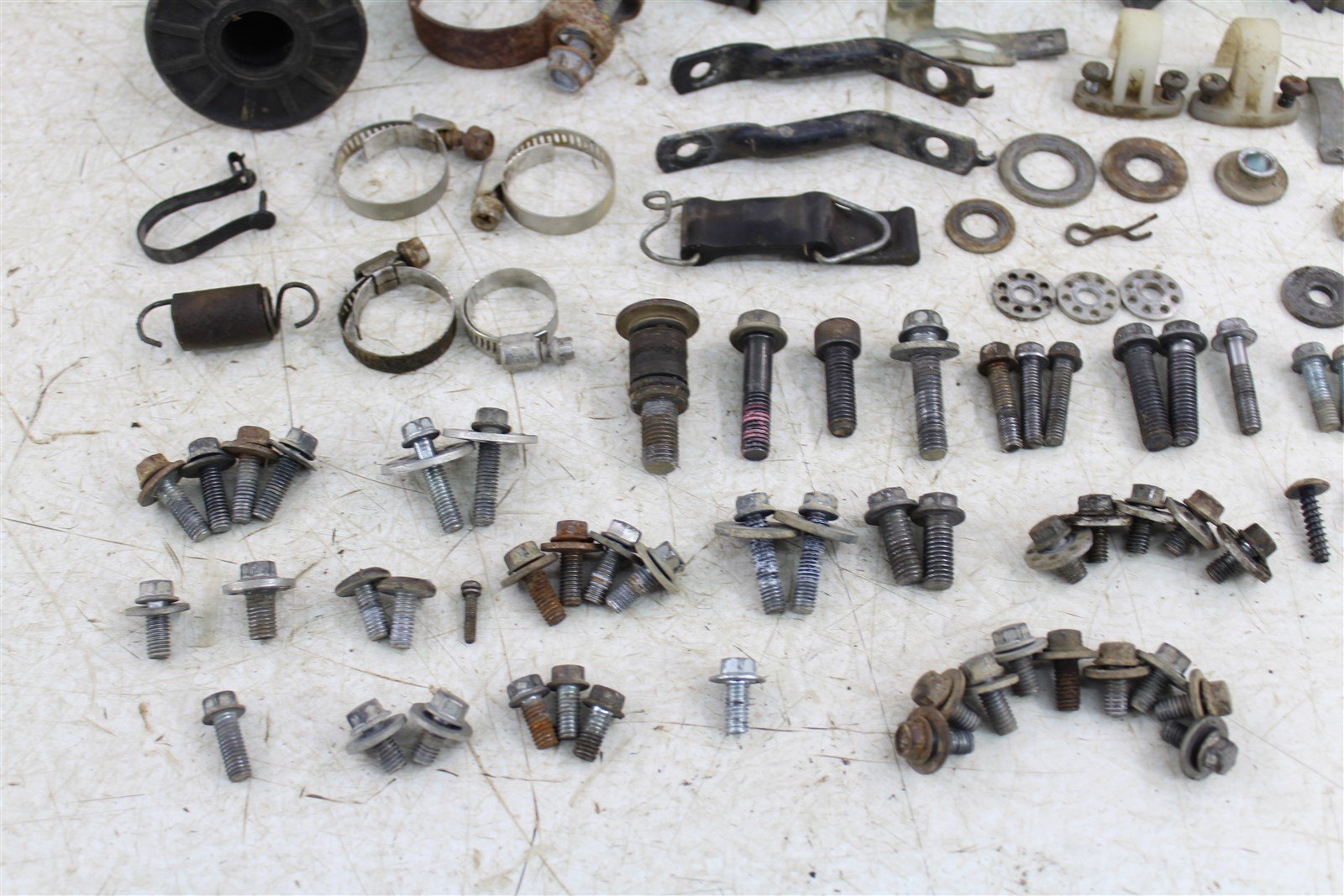 2009 Kawasaki KX 250F Chassis Bolt Kit Hardware Clamp Strap Roller Mount Spring