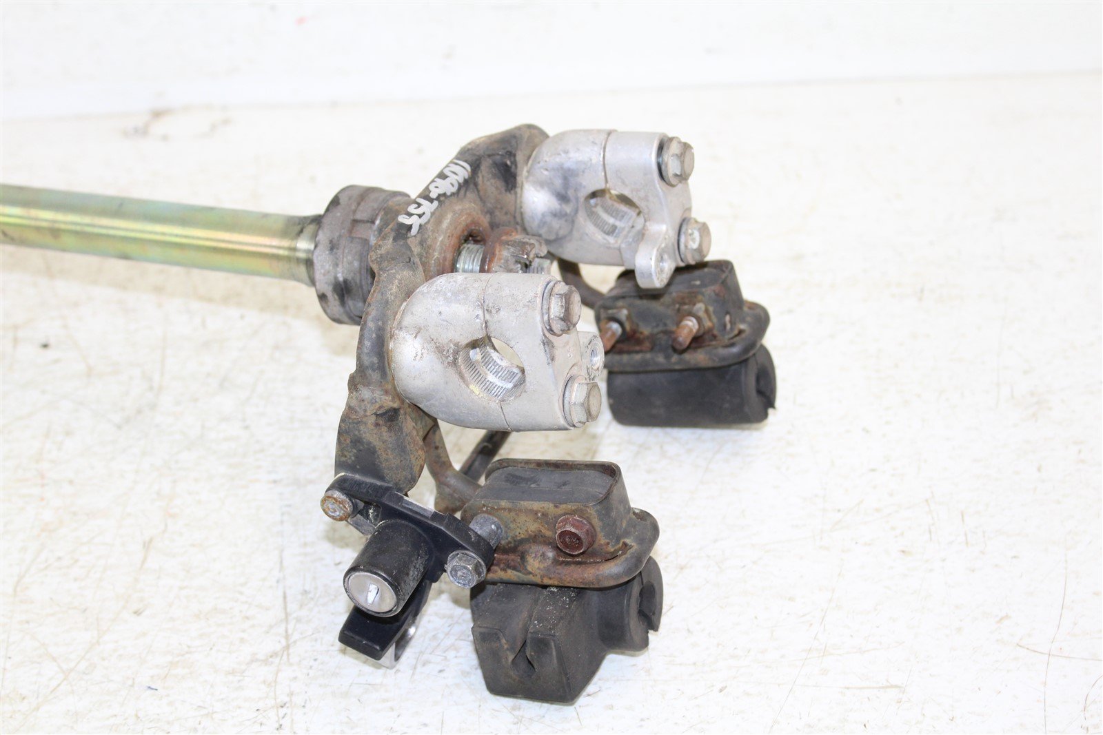 1986 Honda Fourtrax 250 2x4 Steering Stem Shaft w/ Tie Rods