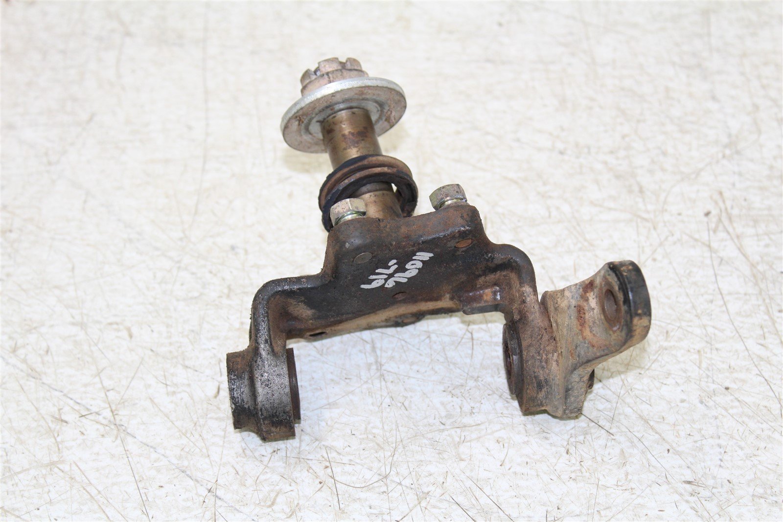 1986 Honda Fourtrax 250 2x4 Front Spindles Knuckle Set Left Right