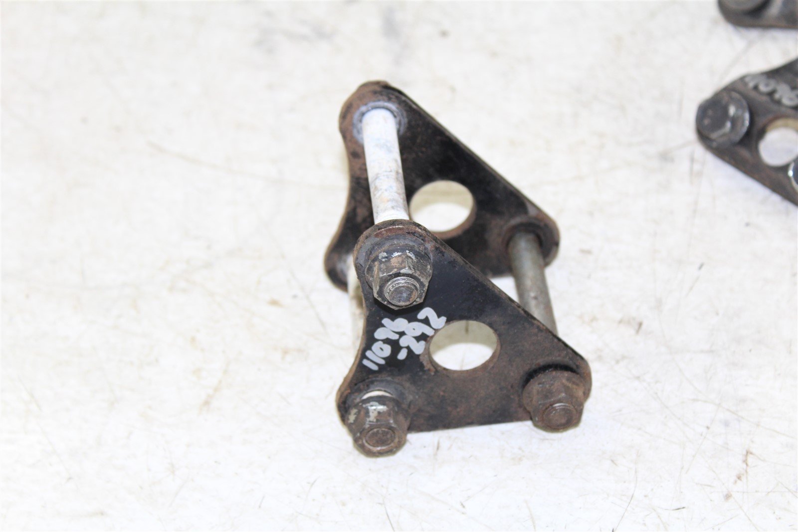 1986 Honda Fourtrax 250 2x4 Engine Mounts Motor Brackets