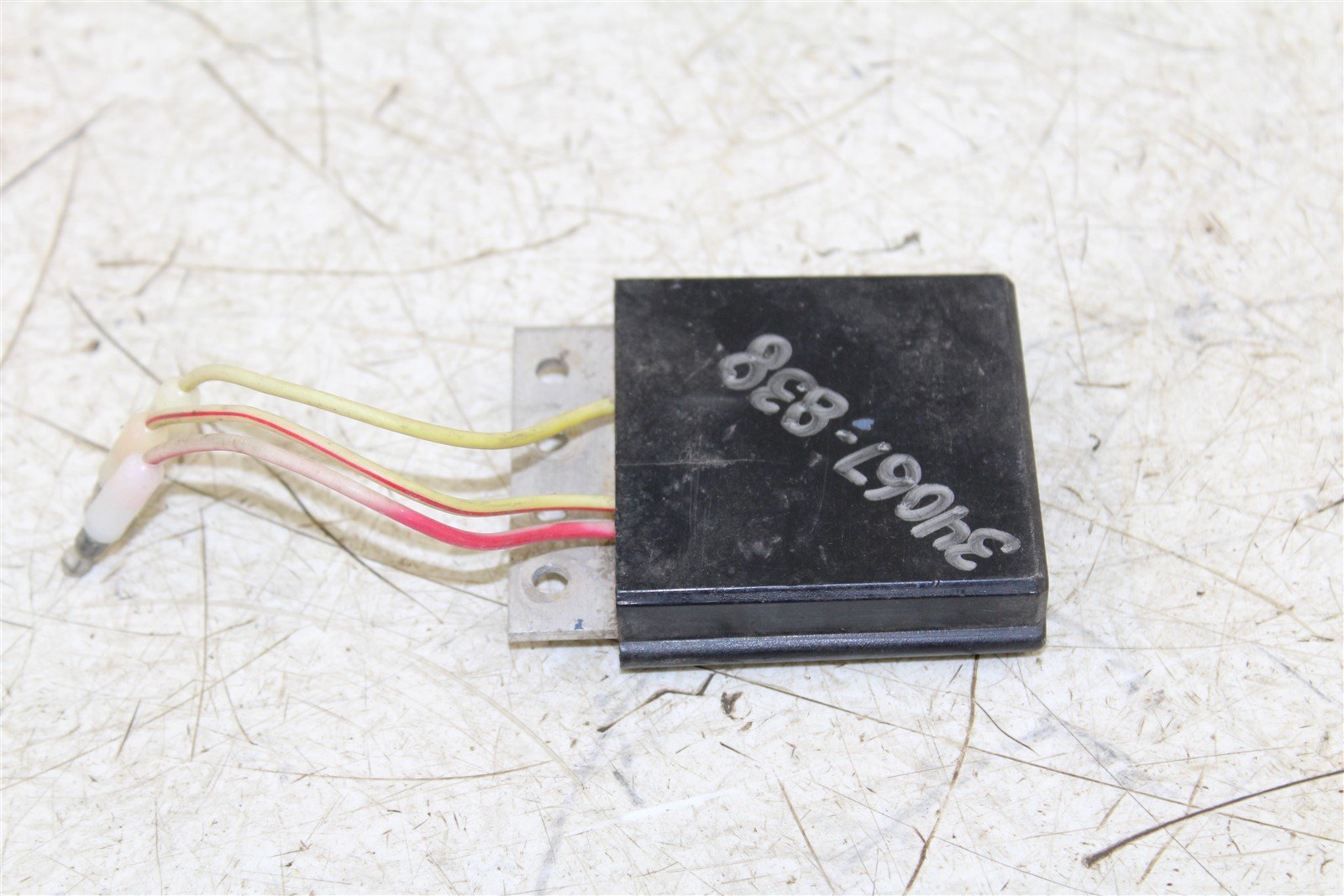 2000 Polaris Xplorer 250 Voltage Regulator Rectifier