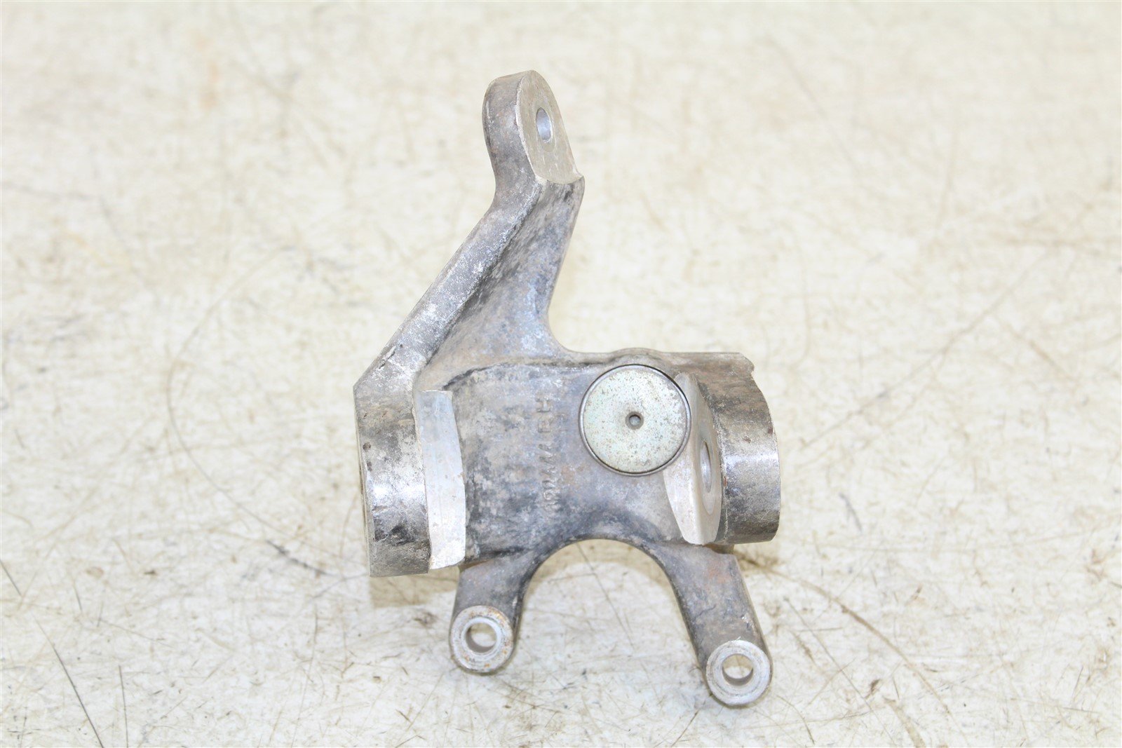 2005 Polaris Phoenix 200 Front Right Spindle Knuckle Wheel Mount