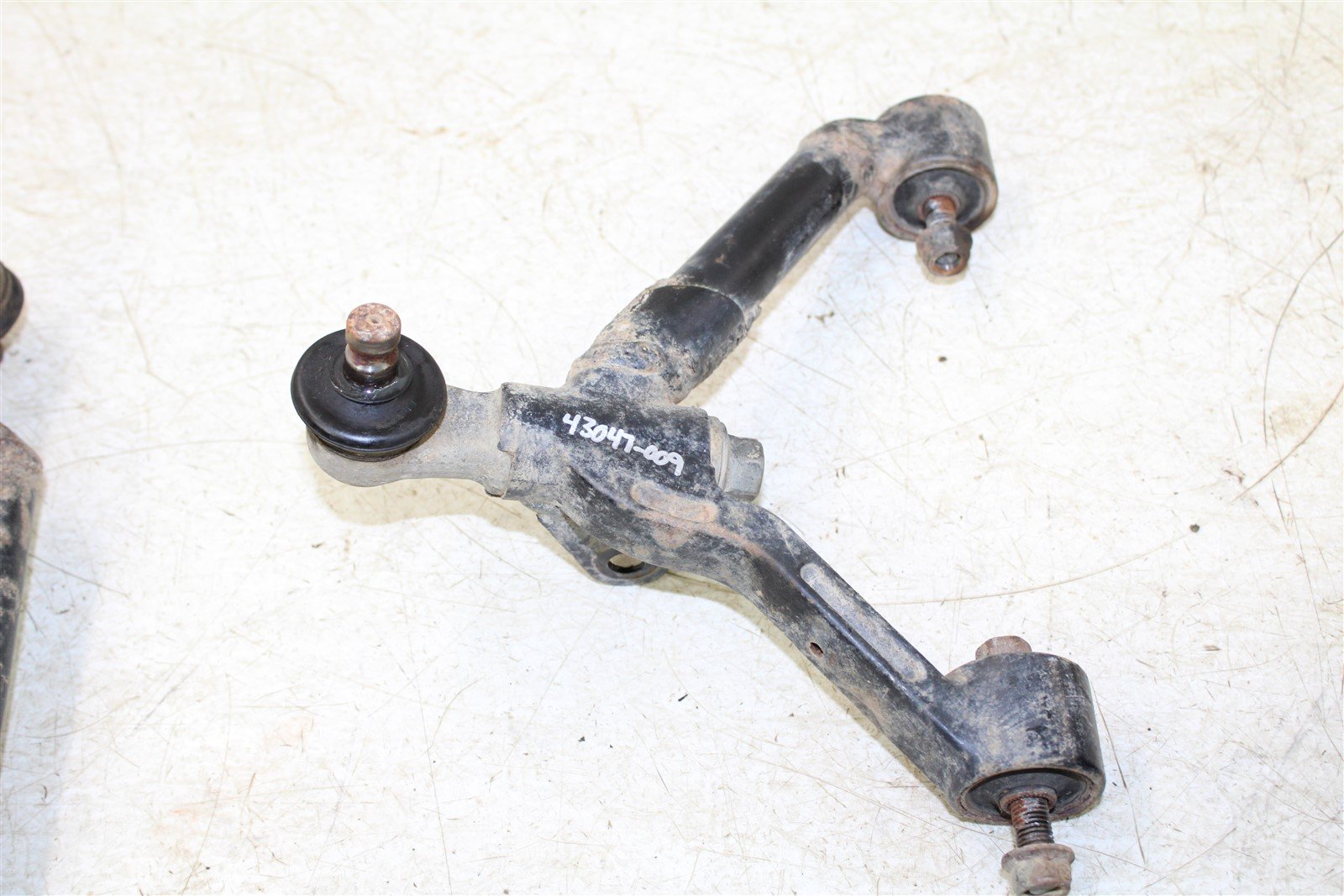 1999 Suzuki Quadrunner LT 250 4x4 Front Lower Control A Arms w/ Right Upper