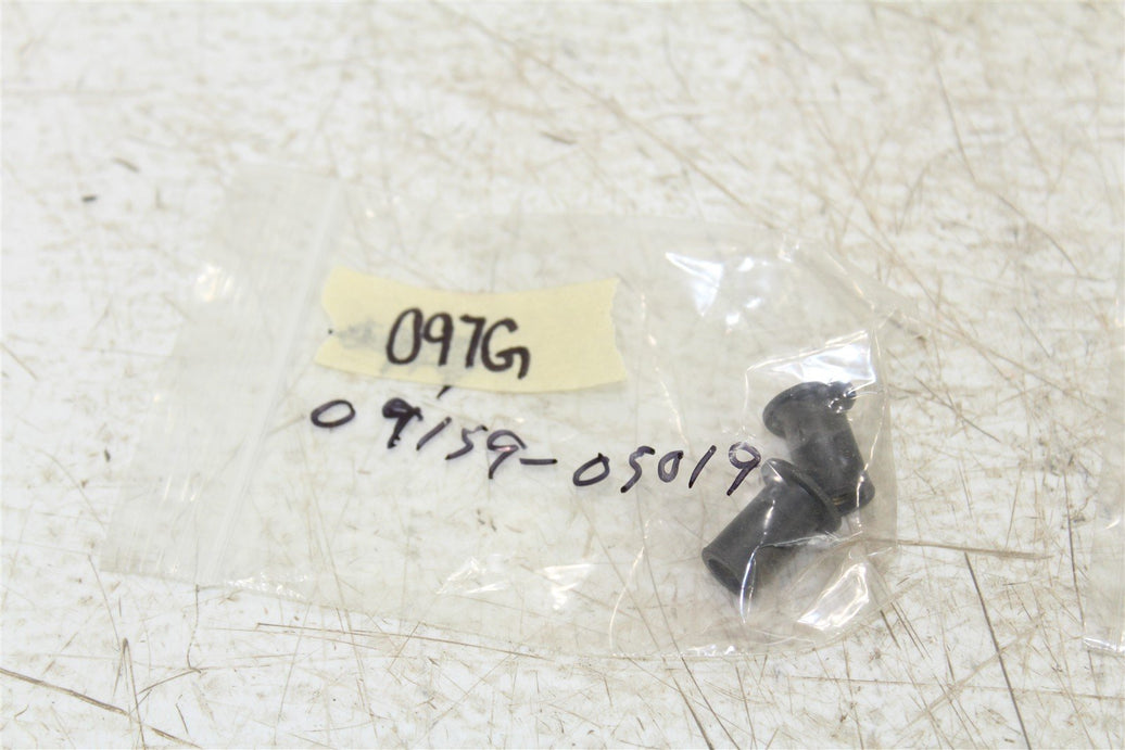 NOS Suzuki Threaded Insert Cowling Grommet Nut NEW OEM 09159-05019 QTY:2