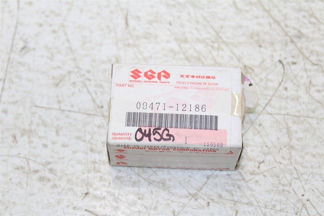 NOS OEM Genuine Suzuki Motorcycle Turn Signal 12V/21W Amber Bulb 09471-12186