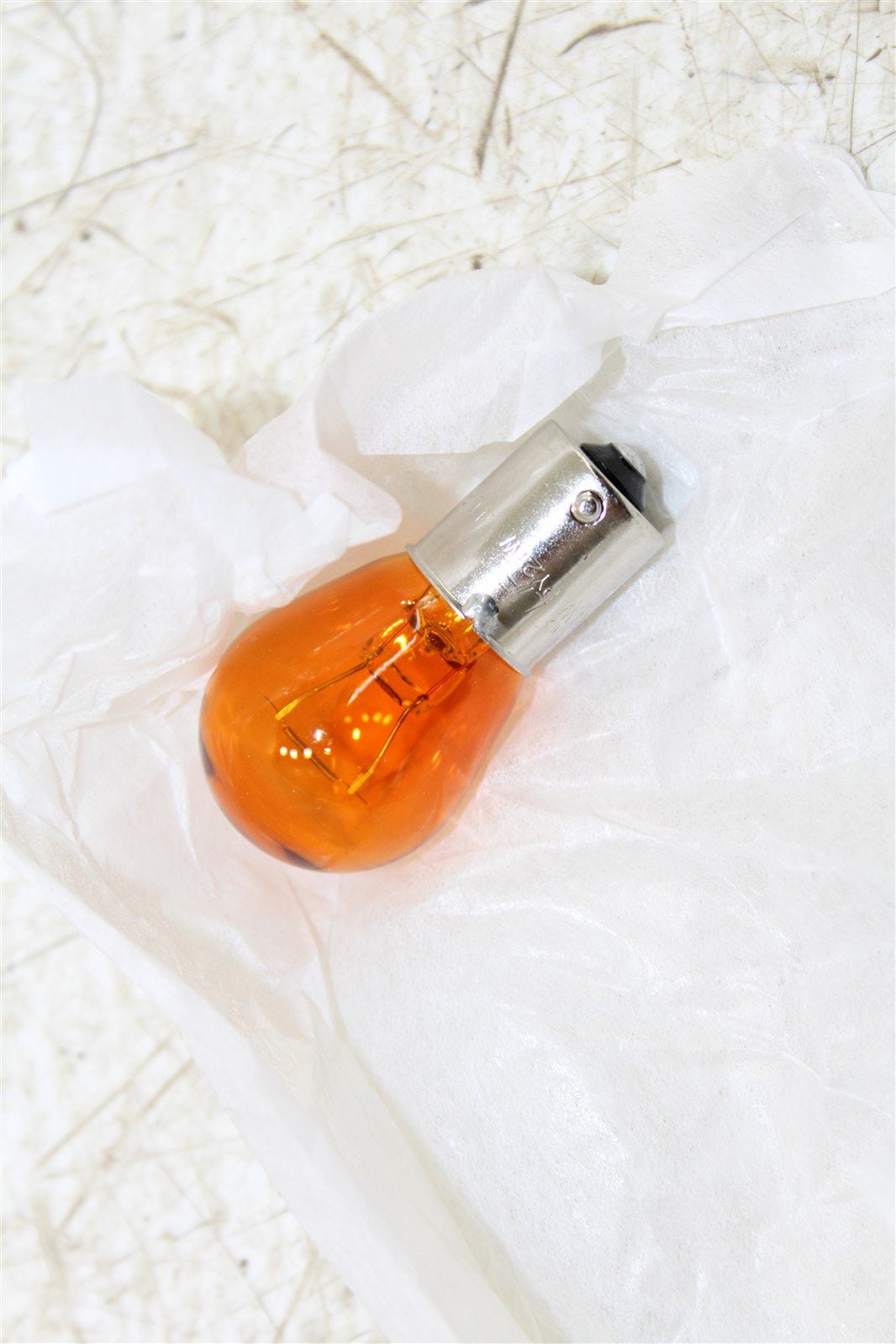 NOS OEM Genuine Suzuki Motorcycle Turn Signal 12V/21W Amber Bulb 09471-12186