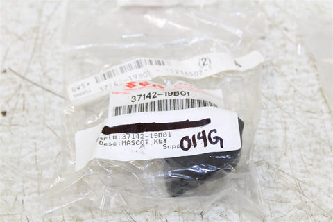 NOS Suzuki OEM ATV Ignition Key Cover KINGQUAD EIGER LTZ VINSON 37142-19B01