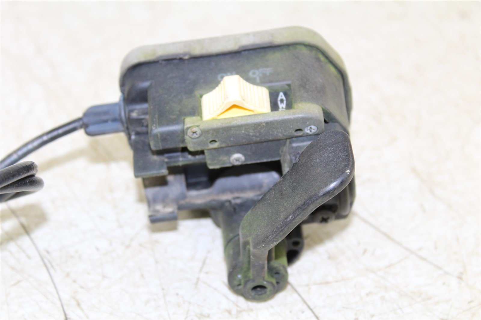 2002 Polaris Magnum 325 4x4 Throttle Lever Housing