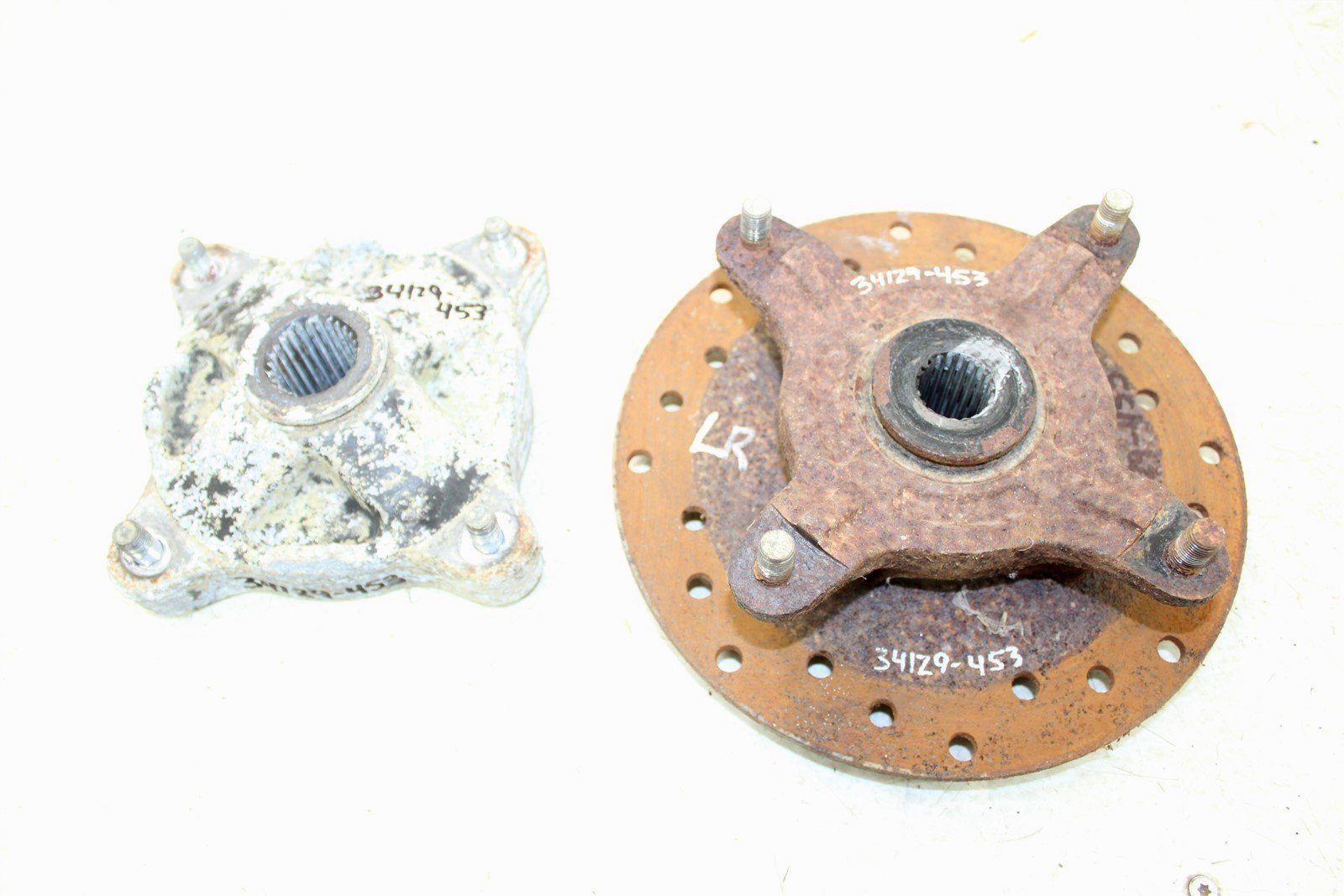 2002 Polaris Magnum 325 4x4 Rear Hubs Wheel Mounts