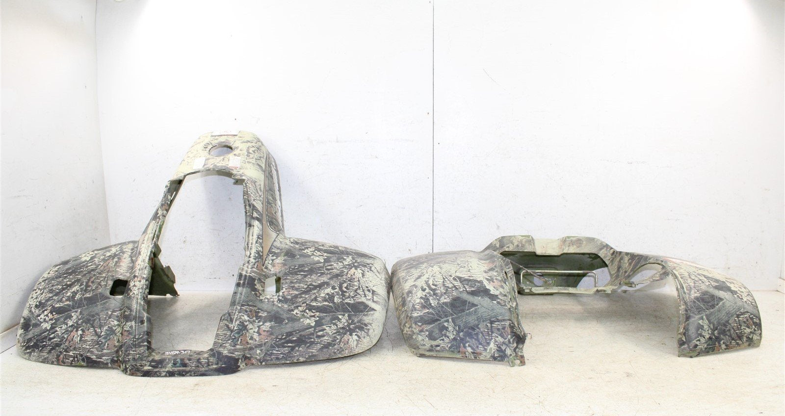 2002 Polaris Magnum 325 4x4 Front & Rear Fender Plastic Camo