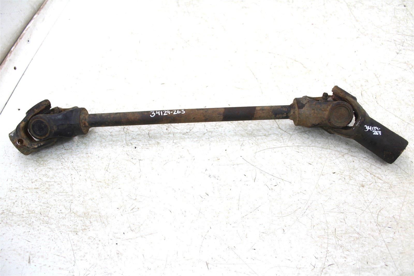 2002 Polaris Magnum 325 4x4 Front Drive Shaft Assembly