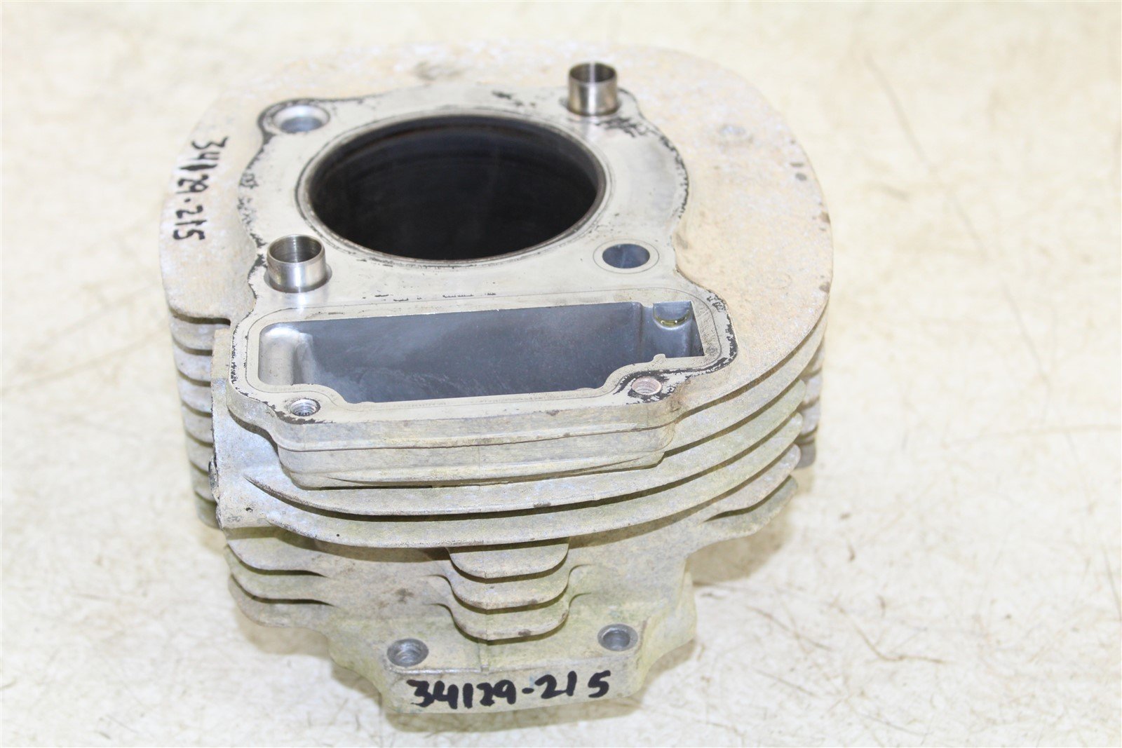 2002 Polaris Magnum 325 4x4 Engine Cylinder Jug