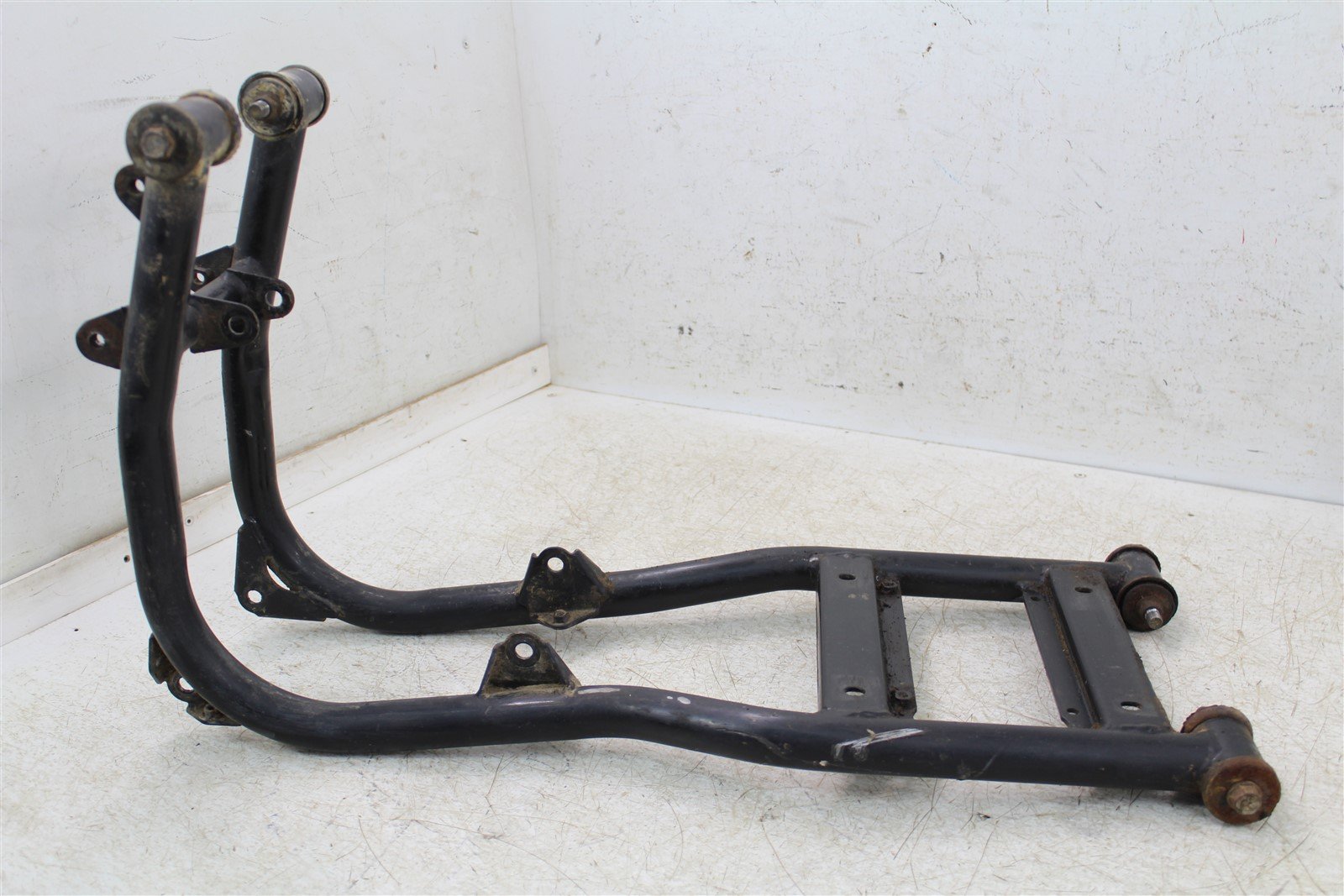 2002 Kawasaki Mule 3010 4x4 Rear Subframe Sub Frame Engine Cradle Mount