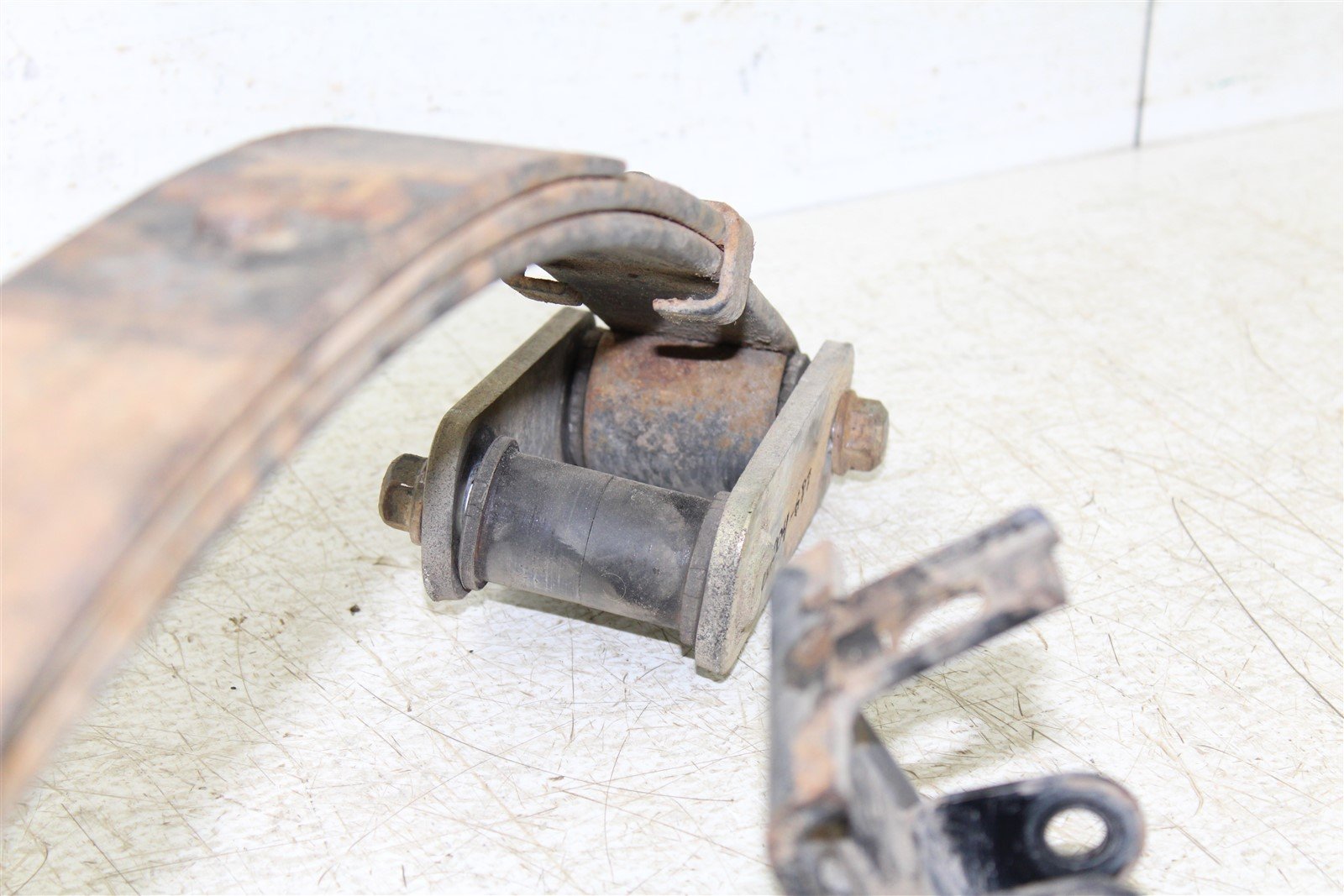 2002 Kawasaki Mule 3010 4x4 Rear Right Leaf Spring Shock Absorber Bump Stop