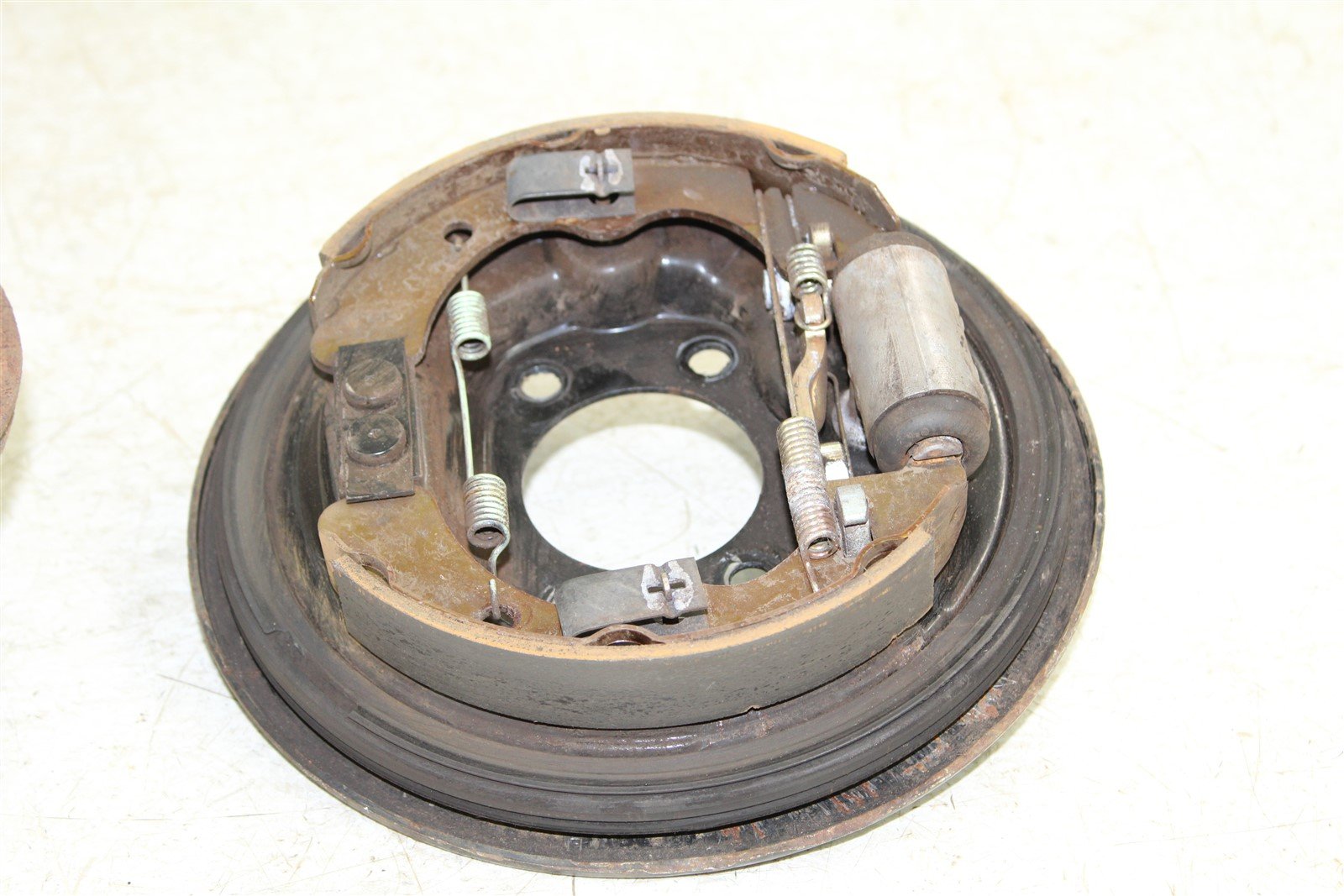 2002 Kawasaki Mule 3010 4x4 Rear Right Brake Drum Backing Plate Panel Hub