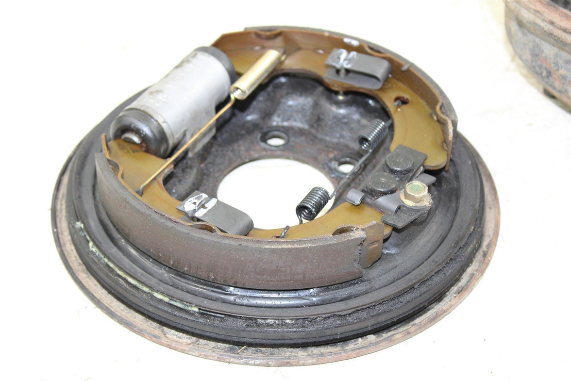 2002 Kawasaki Mule 3010 4x4 Front Right Brake Drum Backing Plate Panel Hub