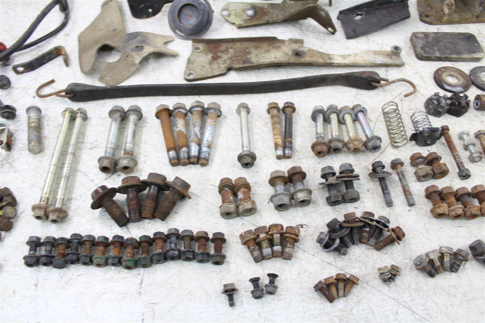 2002 Kawasaki Mule 3010 4x4 Chassis Bolt Kit Hardware Mount Bracket Wire Clamp