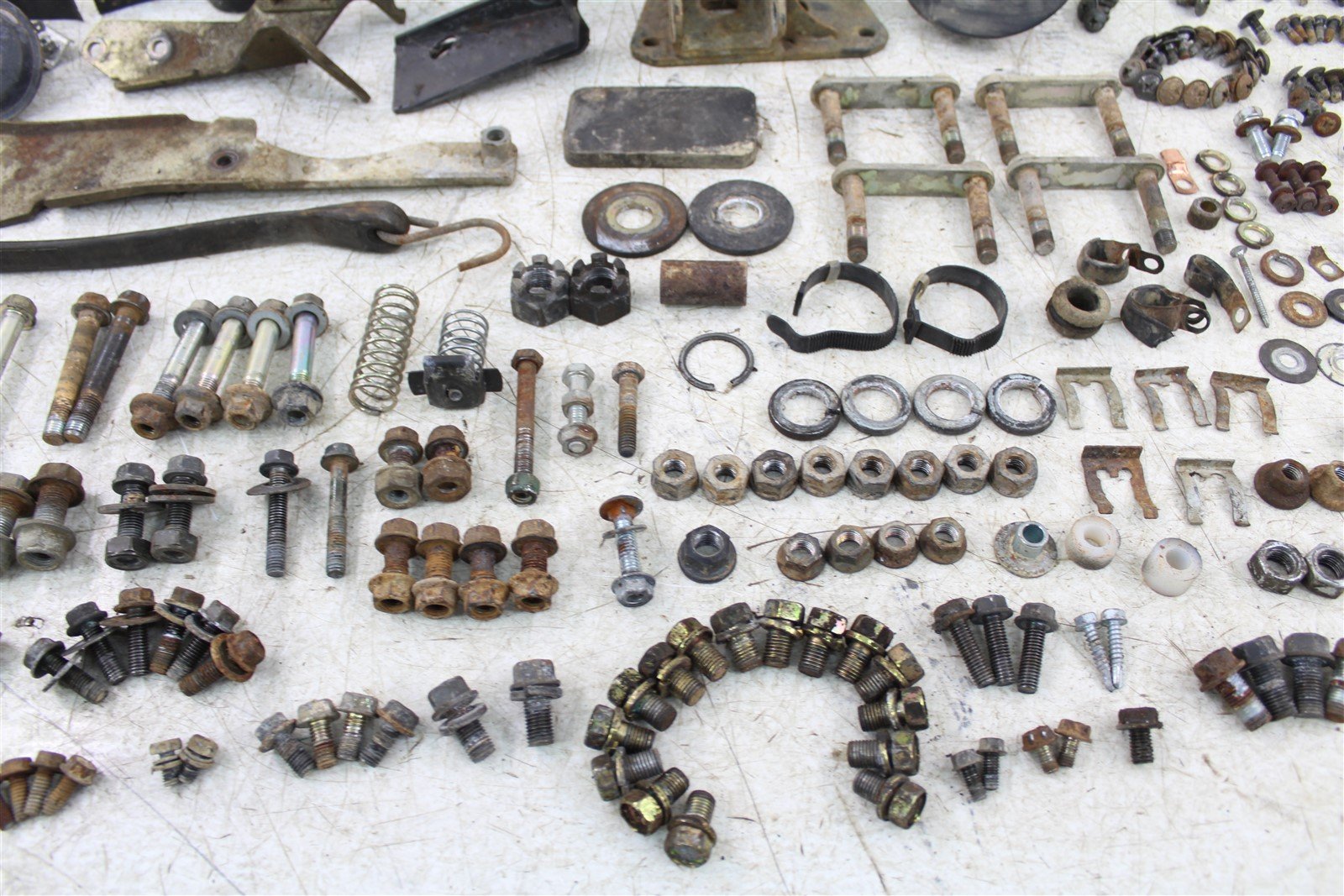 2002 Kawasaki Mule 3010 4x4 Chassis Bolt Kit Hardware Mount Bracket Wire Clamp